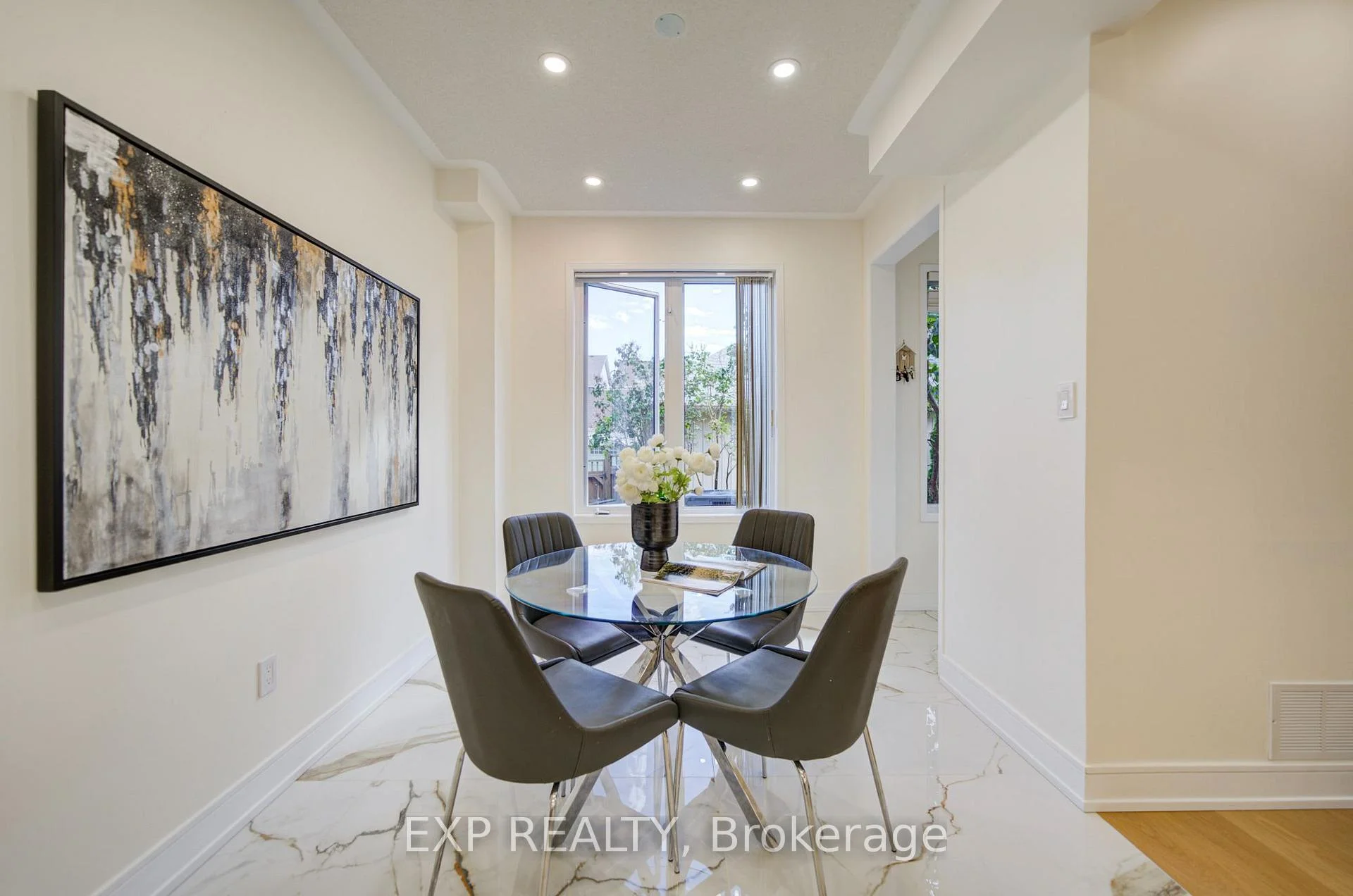 Photo 17 of 13 Kenilworth Gate, Markham, Cornell — HOMEH