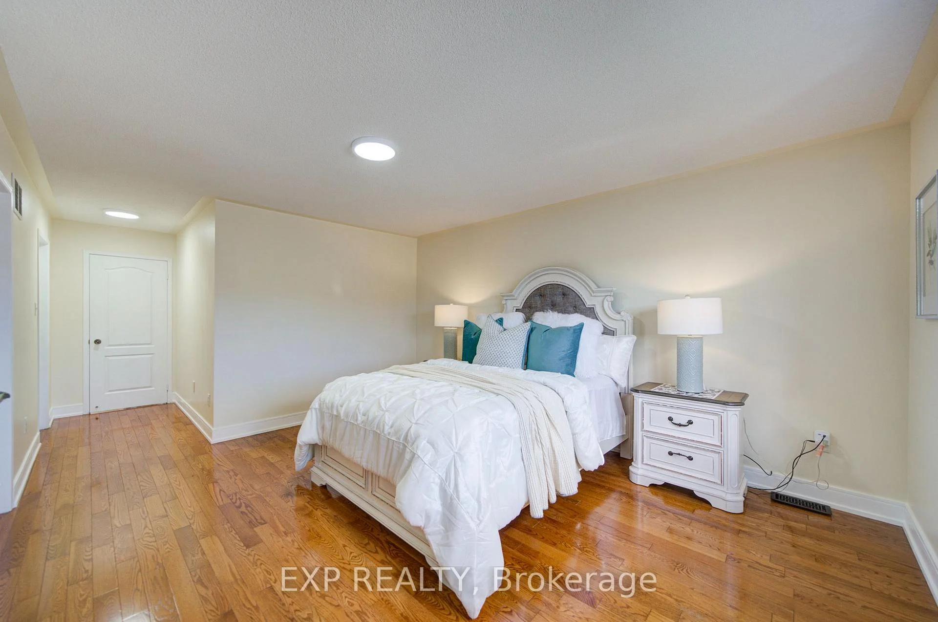 Photo 35 of 13 Kenilworth Gate, Markham, Cornell — HOMEH