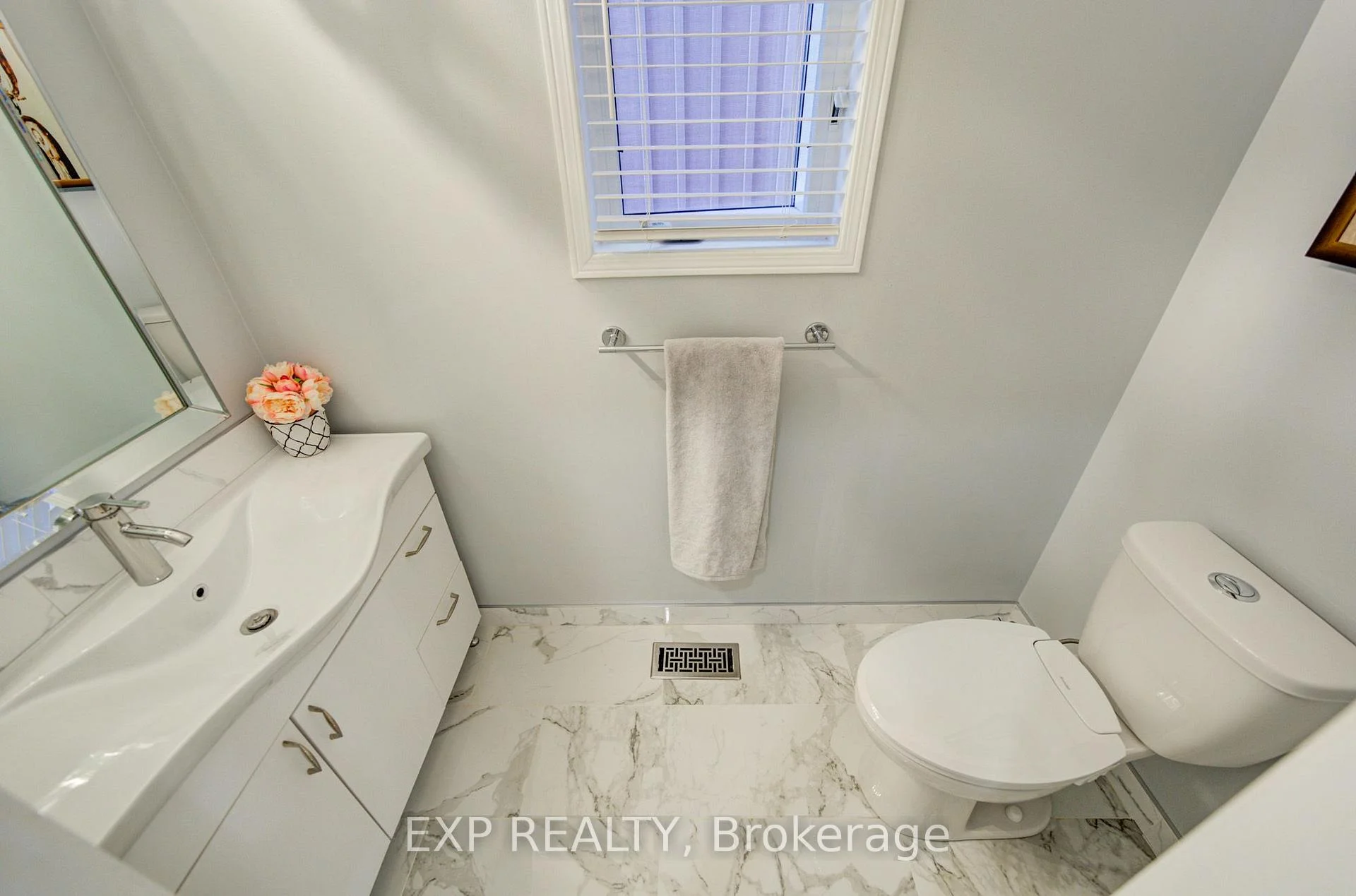 Photo 41 of 13 Kenilworth Gate, Markham, Cornell — HOMEH