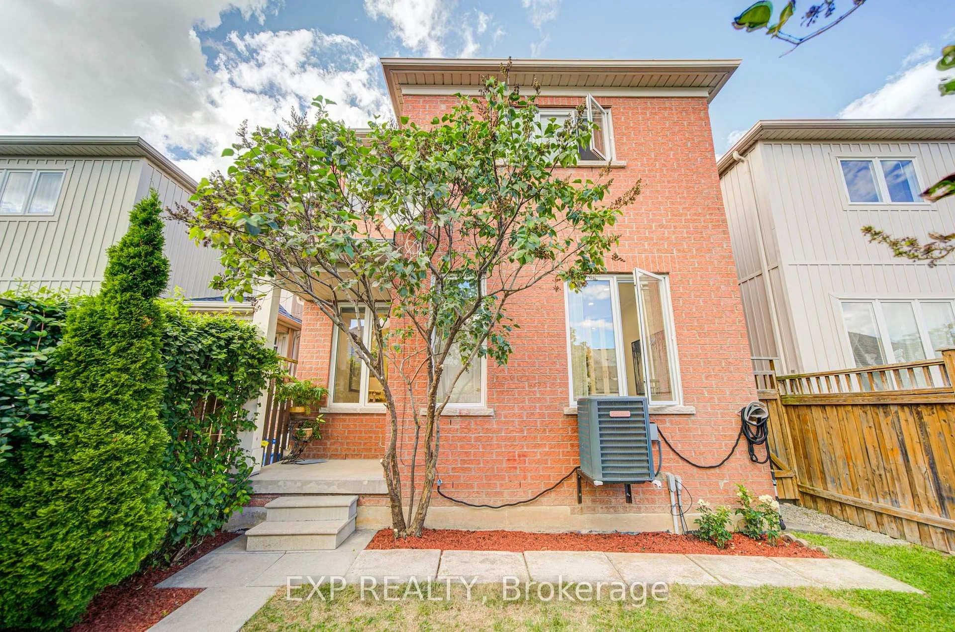 Photo 44 of 13 Kenilworth Gate, Markham, Cornell — HOMEH