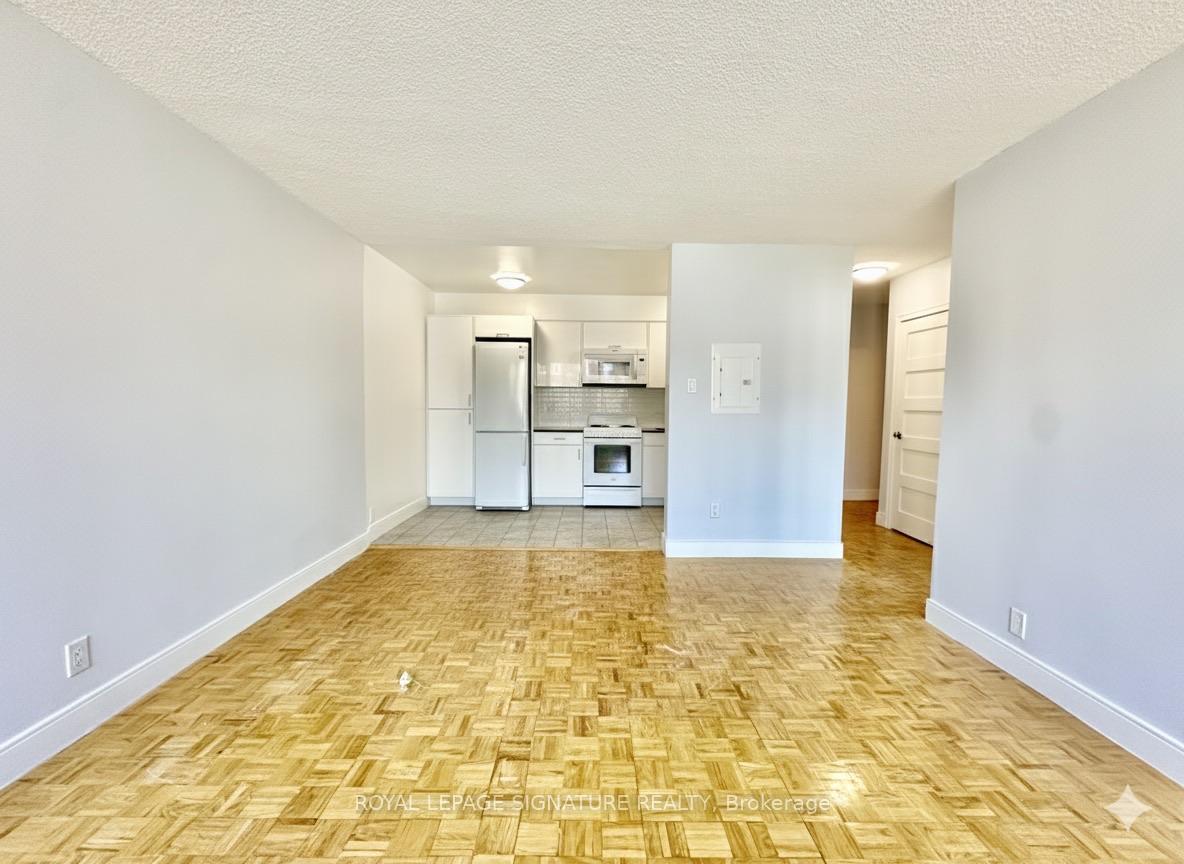 Photo 3 of Unit 108, 990 Avenue Road, Toronto, Yonge-Eglinton — HOMEH