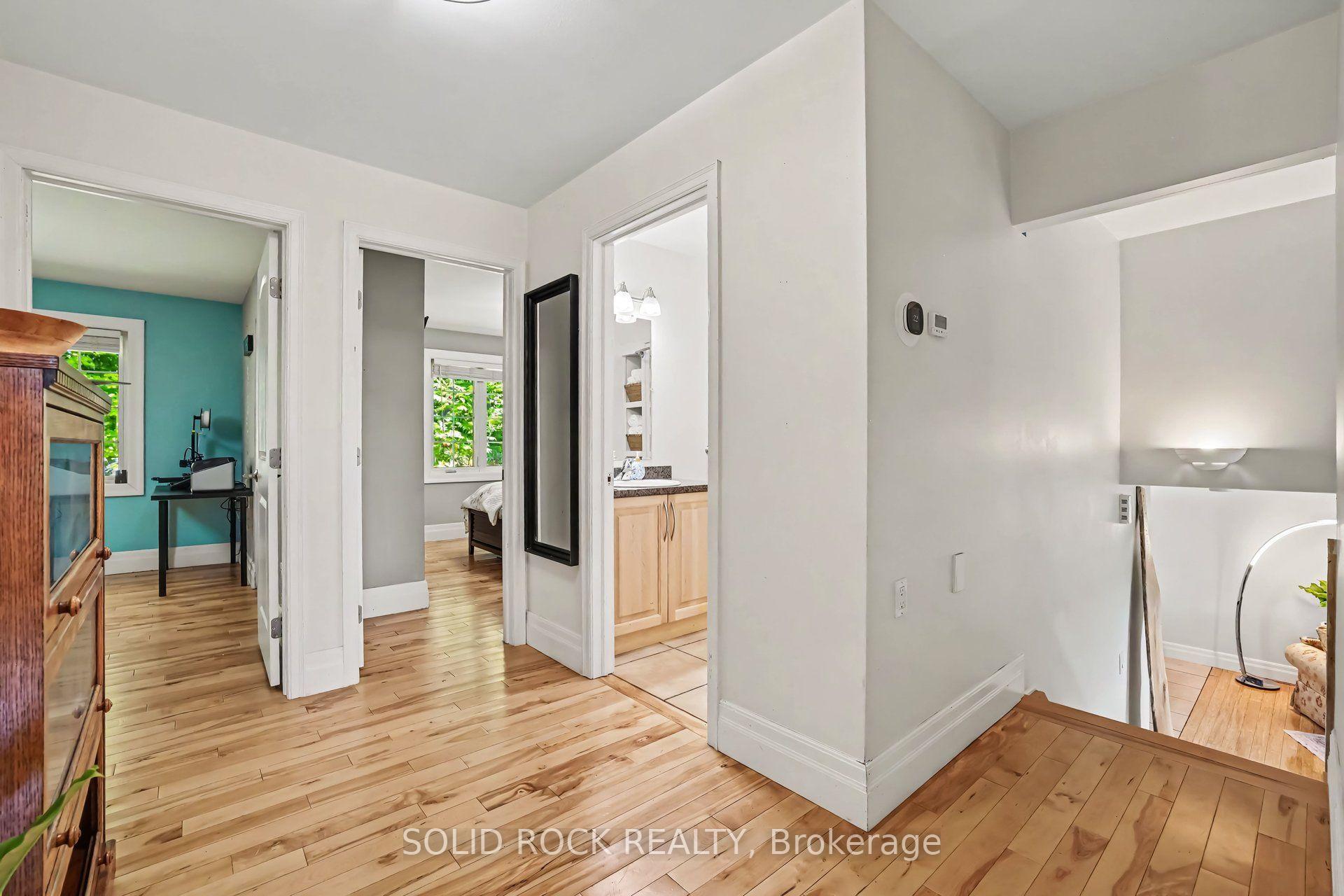 Photo 25 of 712 Flat Rapids Road, McNab/Braeside, Mcnab/Braeside Twps — HOMEH
