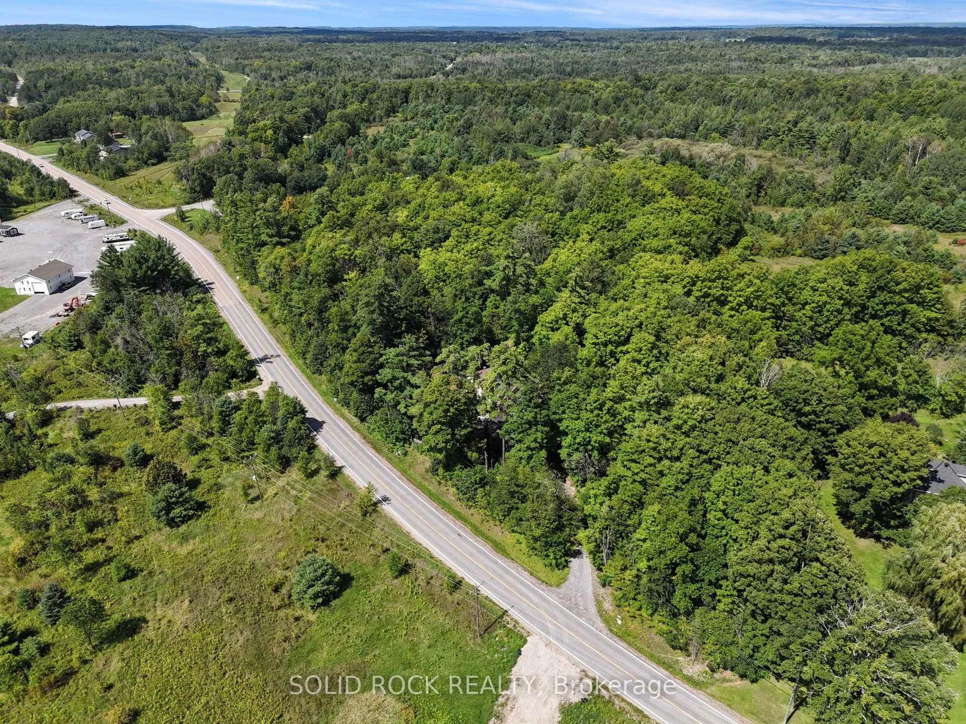 Photo 8 of 712 Flat Rapids Road, McNab/Braeside, Mcnab/Braeside Twps — HOMEH