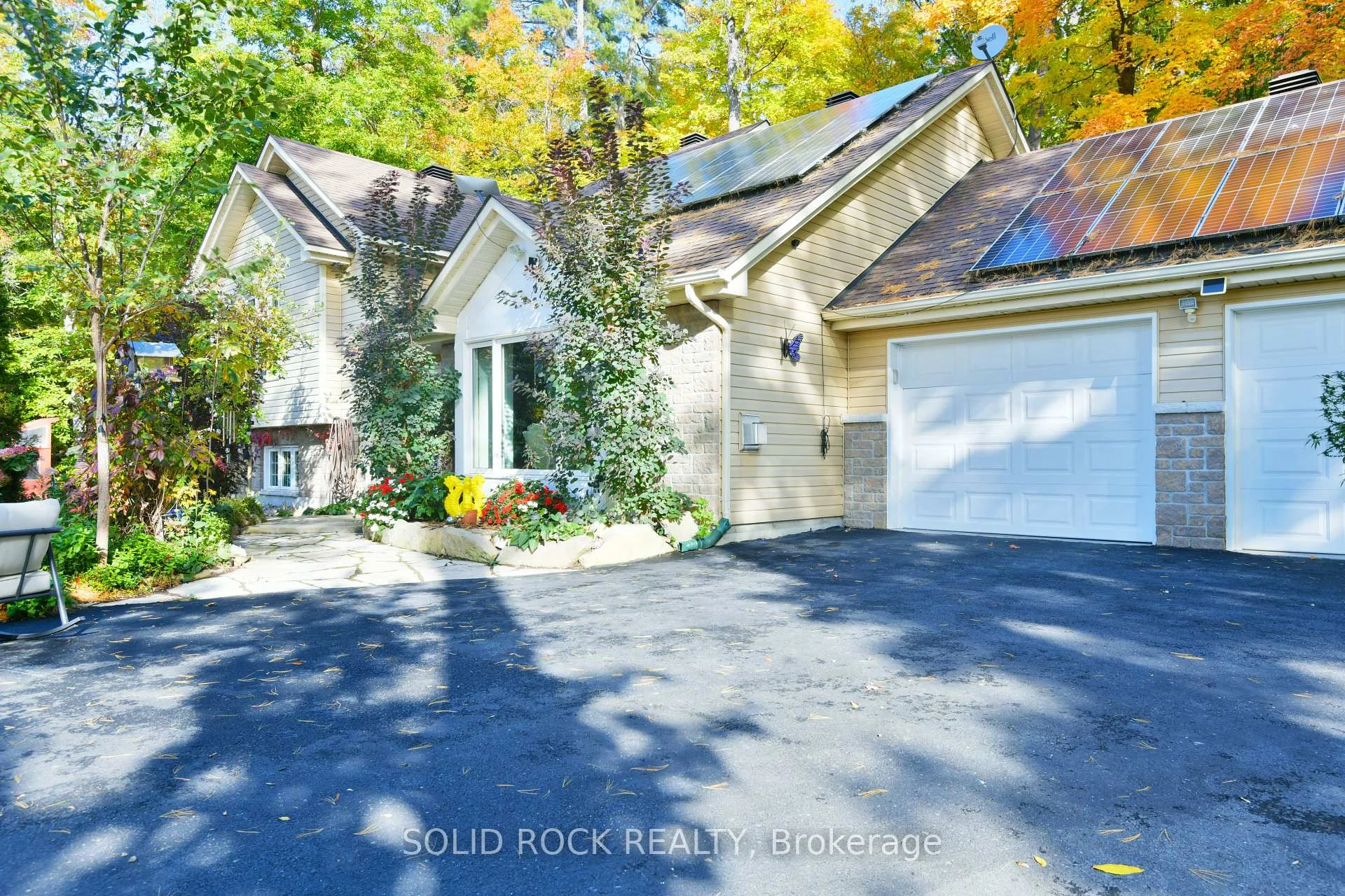 Photo 56 of 712 Flat Rapids Road, McNab/Braeside, Mcnab/Braeside Twps — HOMEH