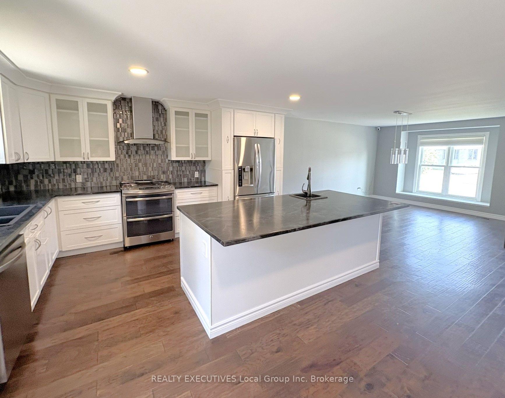 Photo 12 of 35 Nancy Drive, North Bay, College Heights — HOMEH