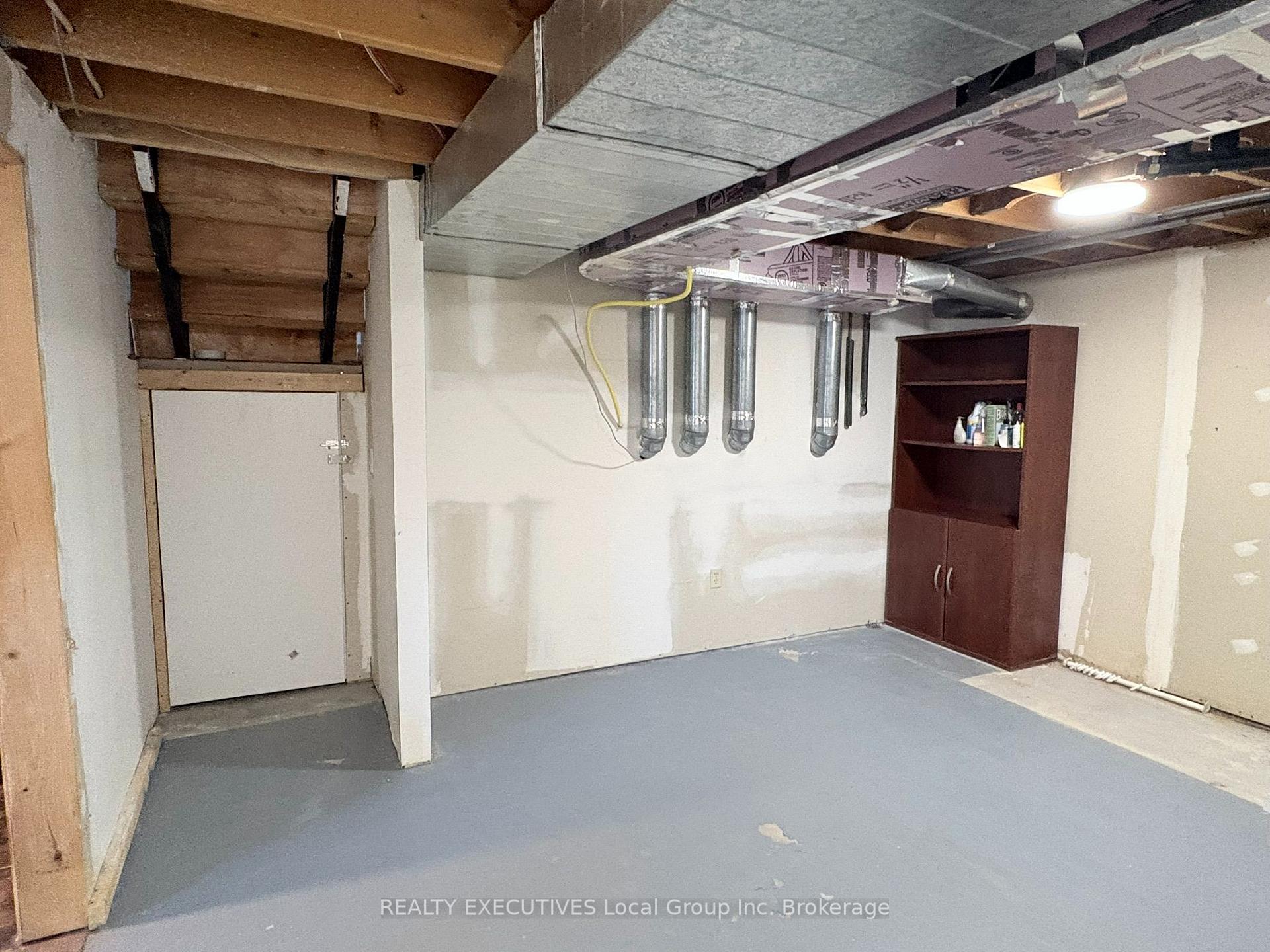 Photo 33 of 35 Nancy Drive, North Bay, College Heights — HOMEH