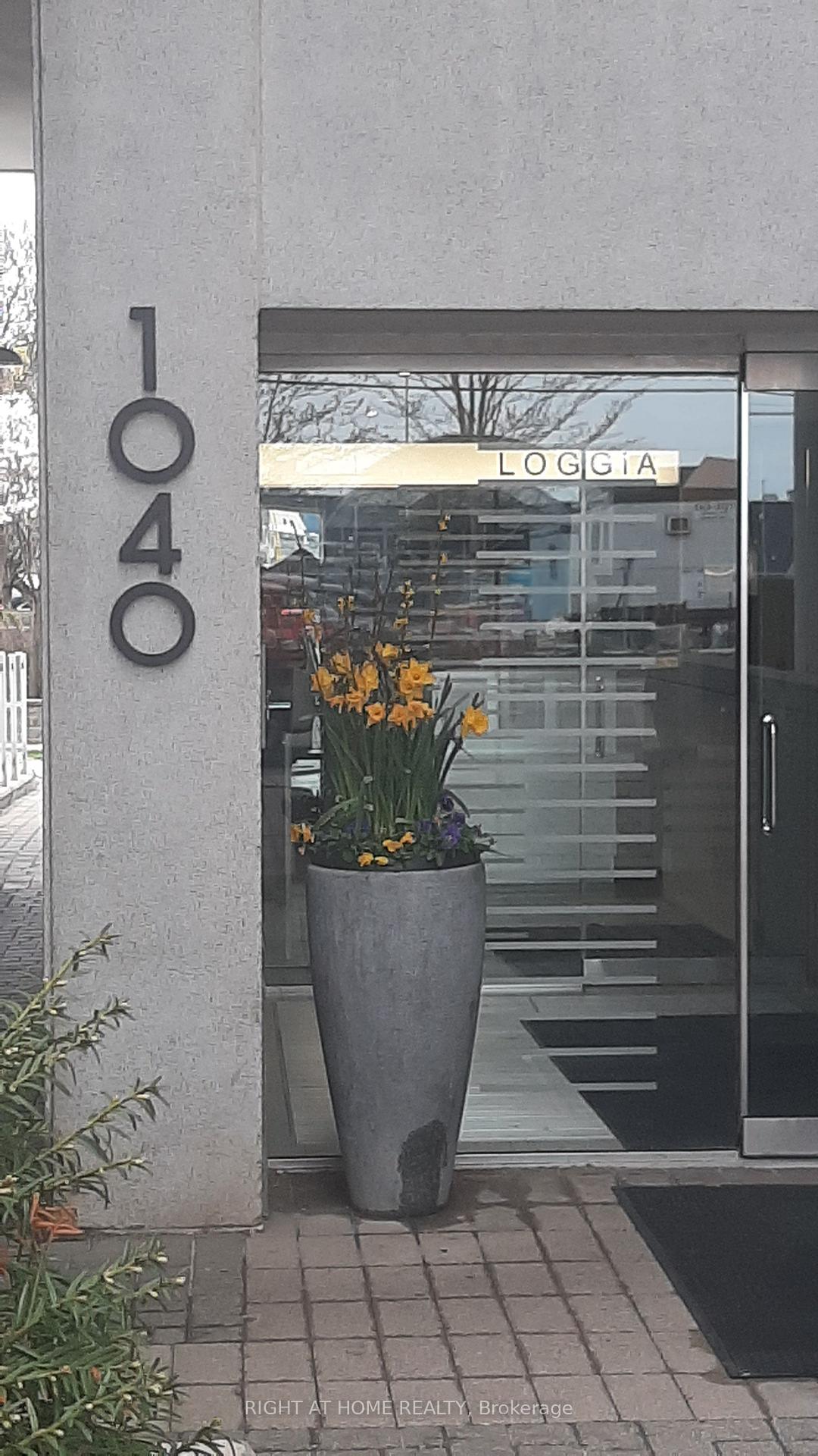 Photo 1 of 1040 The Queensway, Etobicoke, Islington-City Centre West — HOMEH
