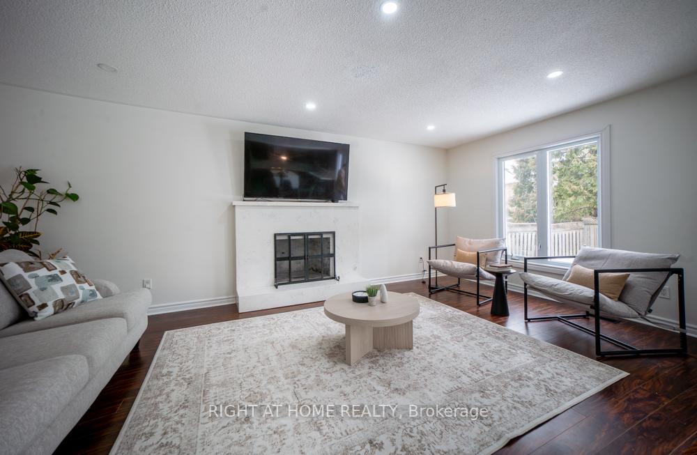 Photo 18 of 2088 Perran Drive, Mississauga, Sheridan — HOMEH