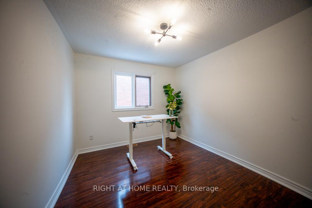 Photo 20 of 2088 Perran Drive, Mississauga, Sheridan — HOMEH