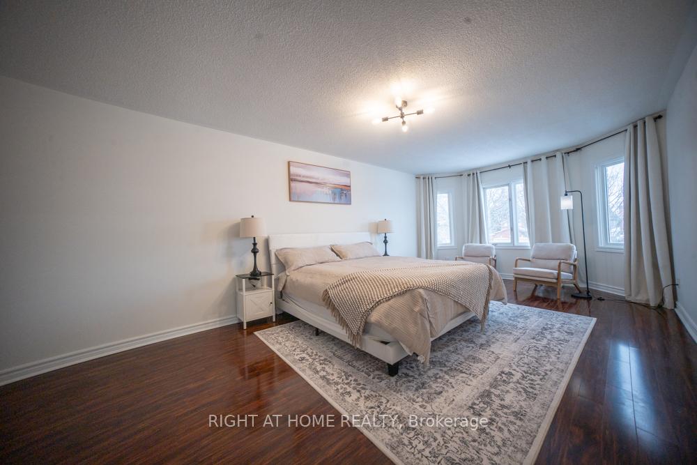Photo 23 of 2088 Perran Drive, Mississauga, Sheridan — HOMEH
