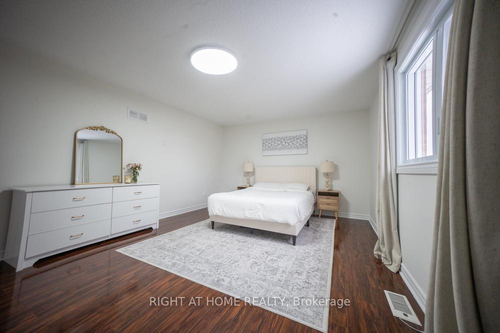 Photo 31 of 2088 Perran Drive, Mississauga, Sheridan — HOMEH