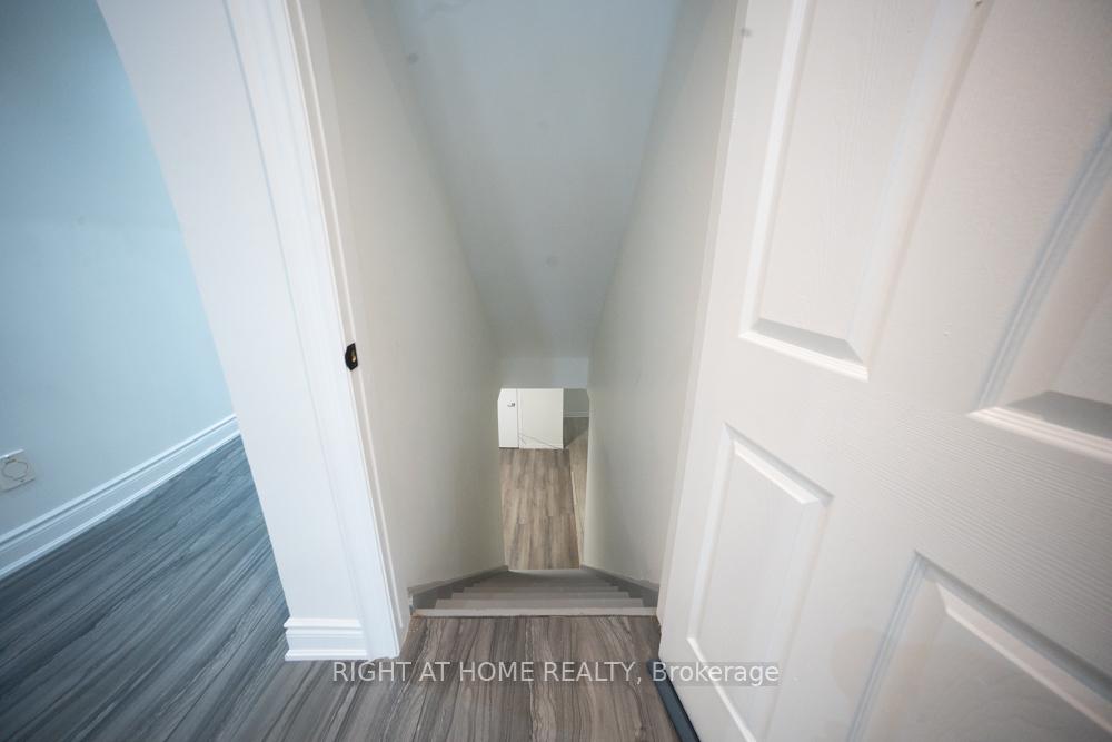 Photo 43 of 2088 Perran Drive, Mississauga, Sheridan — HOMEH