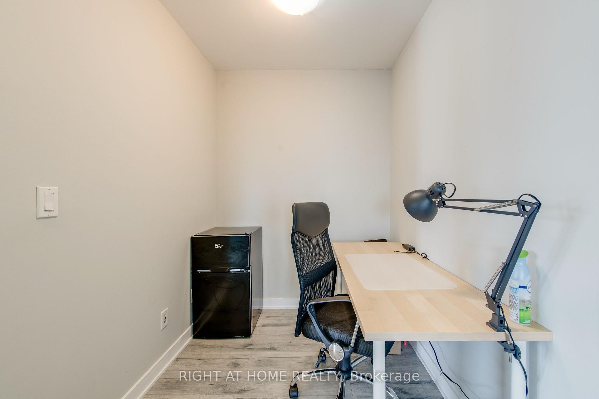Photo 4 of Unit 1705, 55 regent park Boulevard, Toronto, Regent Park — HOMEH