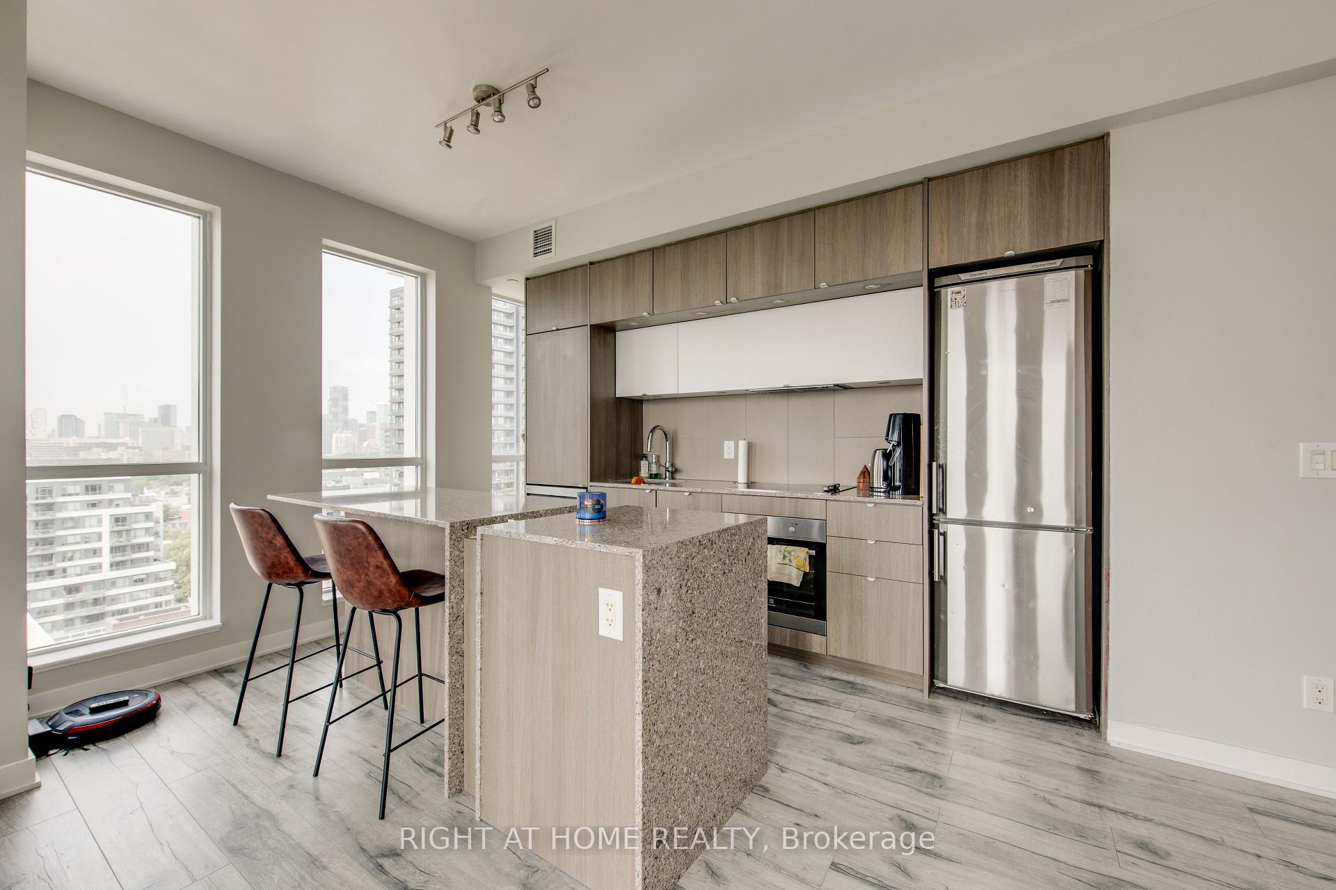 Photo 8 of Unit 1705, 55 regent park Boulevard, Toronto, Regent Park — HOMEH
