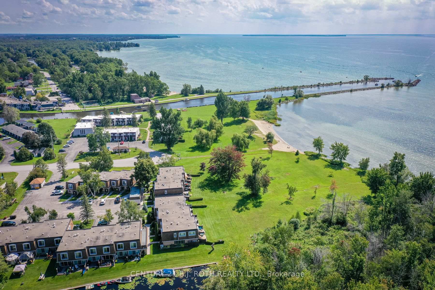 Photo 2 of Unit Unit 10, 2 Paradise Boulevard, Ramara, Brechin — HOMEH