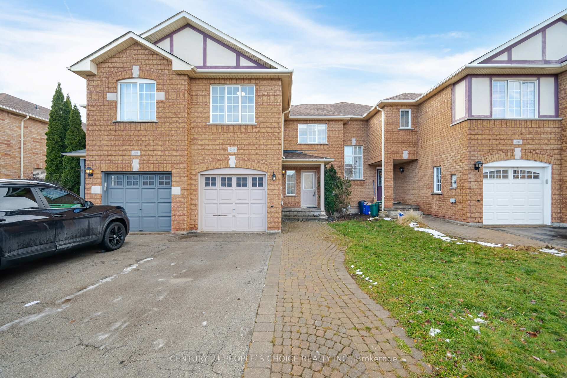 Photo 2 of 2340 Newcastle Crescent, Oakville, West Oak Trails — HOMEH