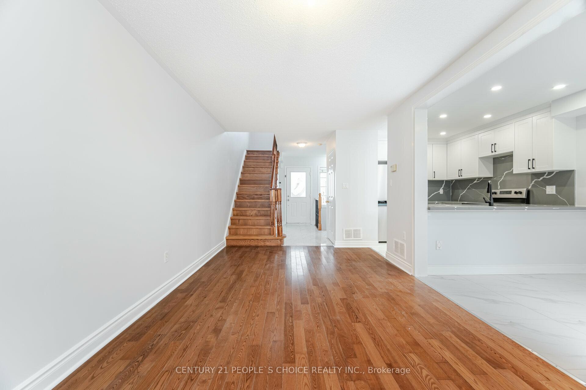 Photo 7 of 2340 Newcastle Crescent, Oakville, West Oak Trails — HOMEH