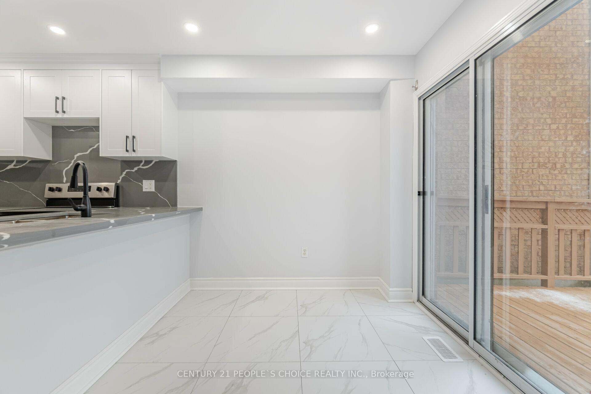 Photo 9 of 2340 Newcastle Crescent, Oakville, West Oak Trails — HOMEH