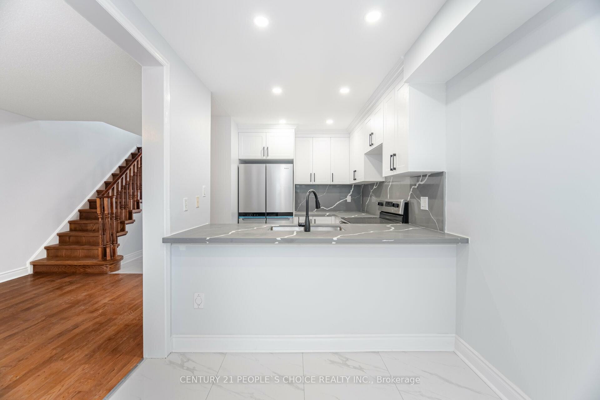 Photo 11 of 2340 Newcastle Crescent, Oakville, West Oak Trails — HOMEH