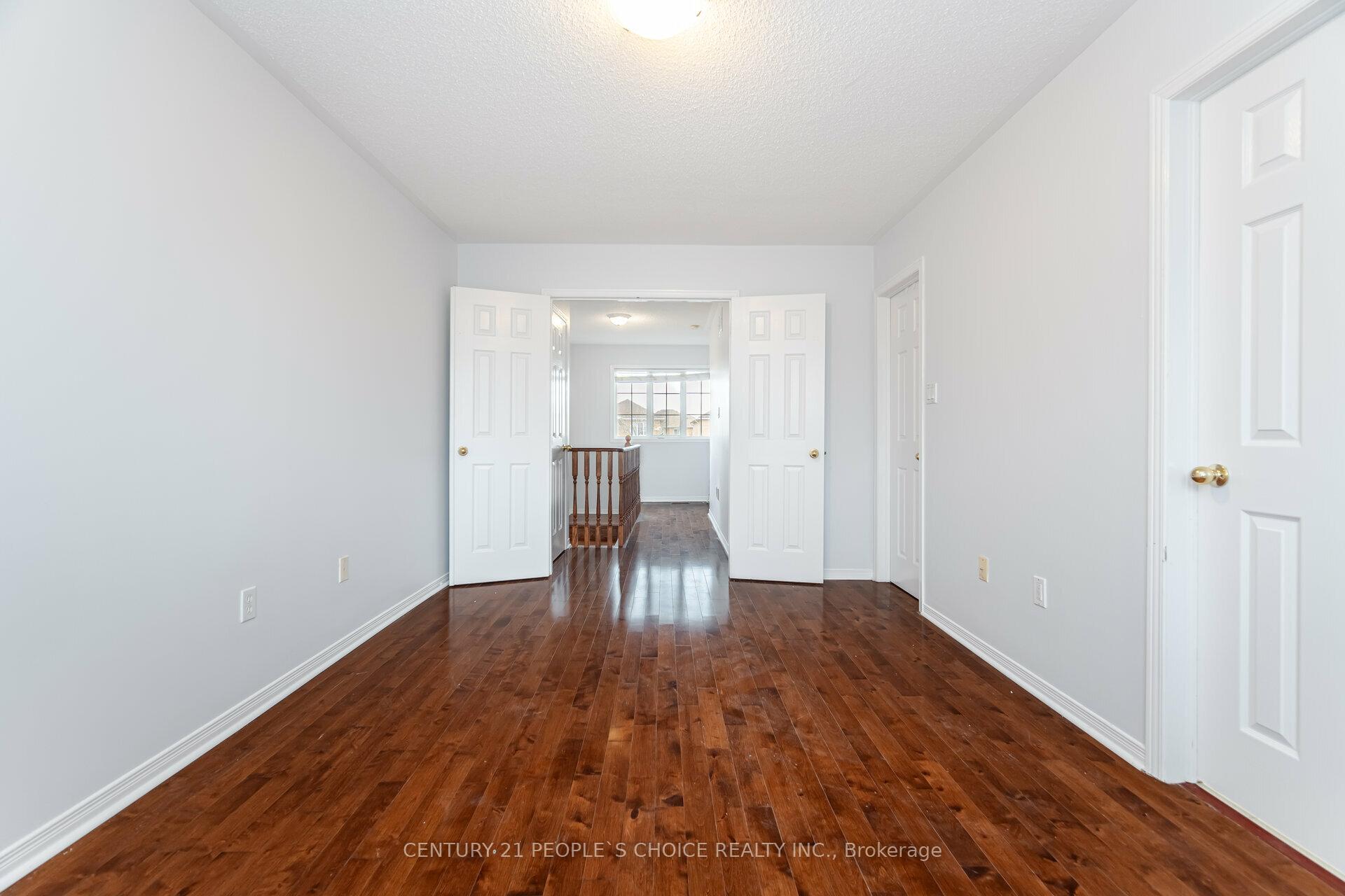 Photo 20 of 2340 Newcastle Crescent, Oakville, West Oak Trails — HOMEH