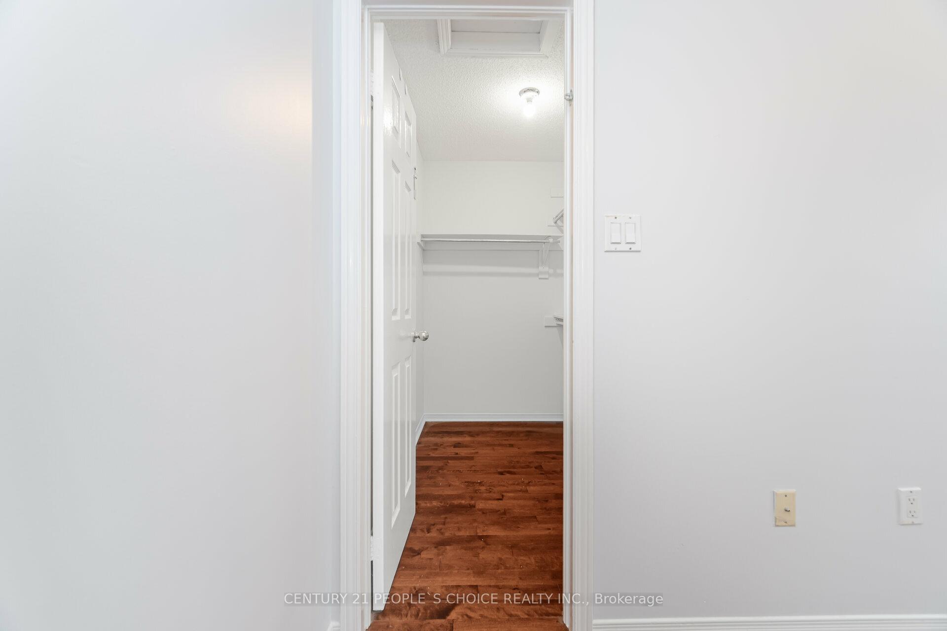 Photo 23 of 2340 Newcastle Crescent, Oakville, West Oak Trails — HOMEH