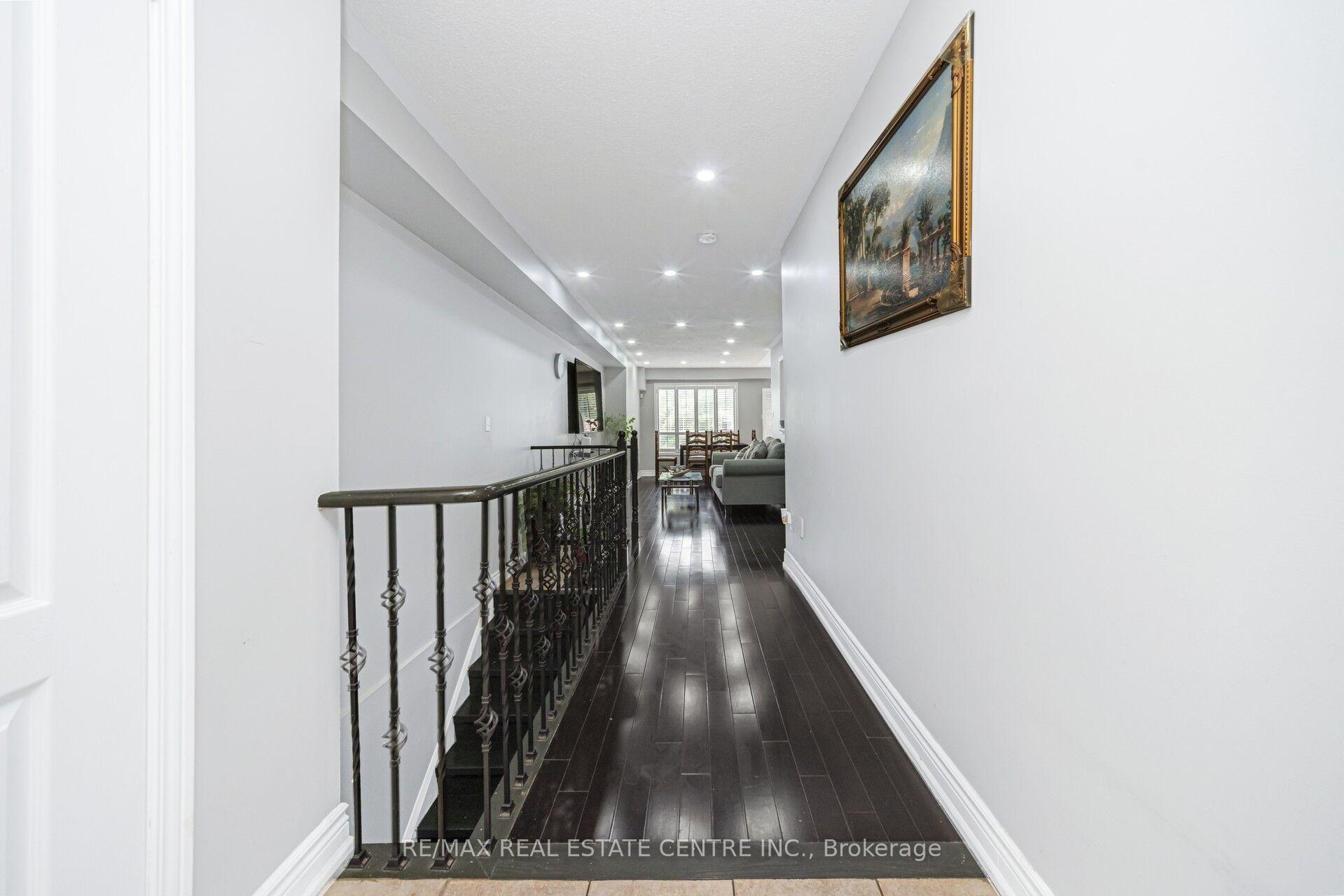 Photo 4 of Unit # 36, 770 Othello Court, Mississauga, Meadowvale Village — HOMEH