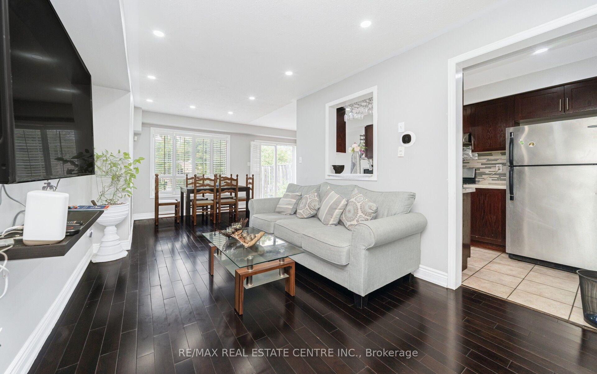 Photo 5 of Unit # 36, 770 Othello Court, Mississauga, Meadowvale Village — HOMEH
