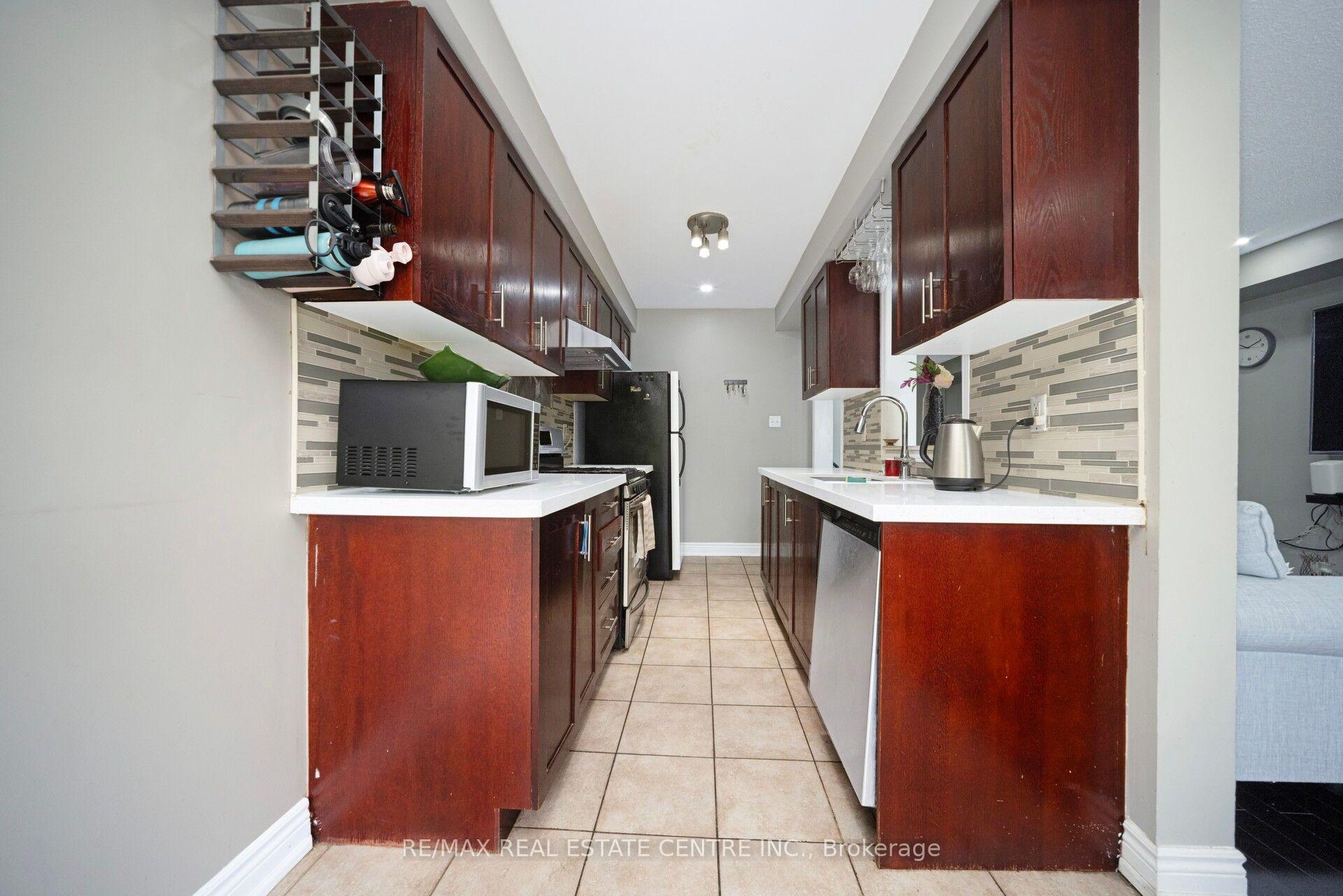 Photo 10 of Unit # 36, 770 Othello Court, Mississauga, Meadowvale Village — HOMEH
