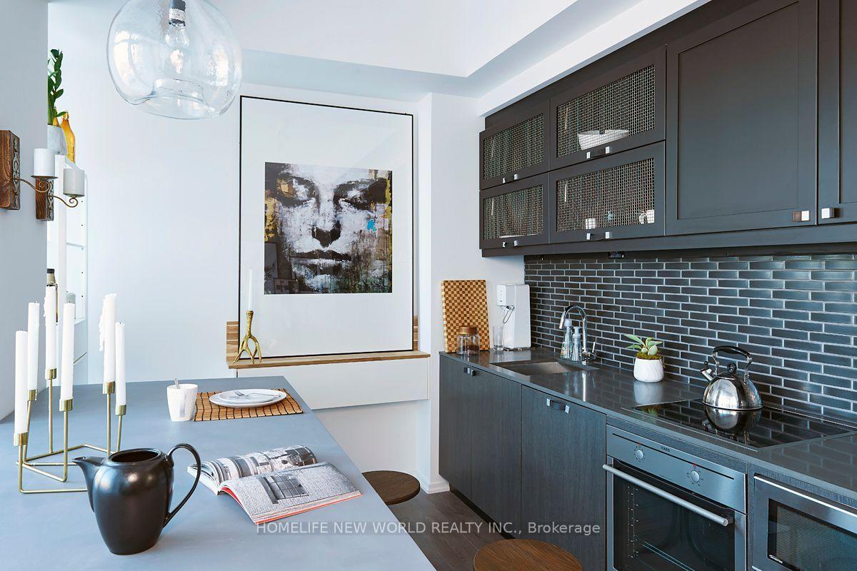 Photo 3 of Unit 803, 783 Bathurst Street, Toronto, University — HOMEH