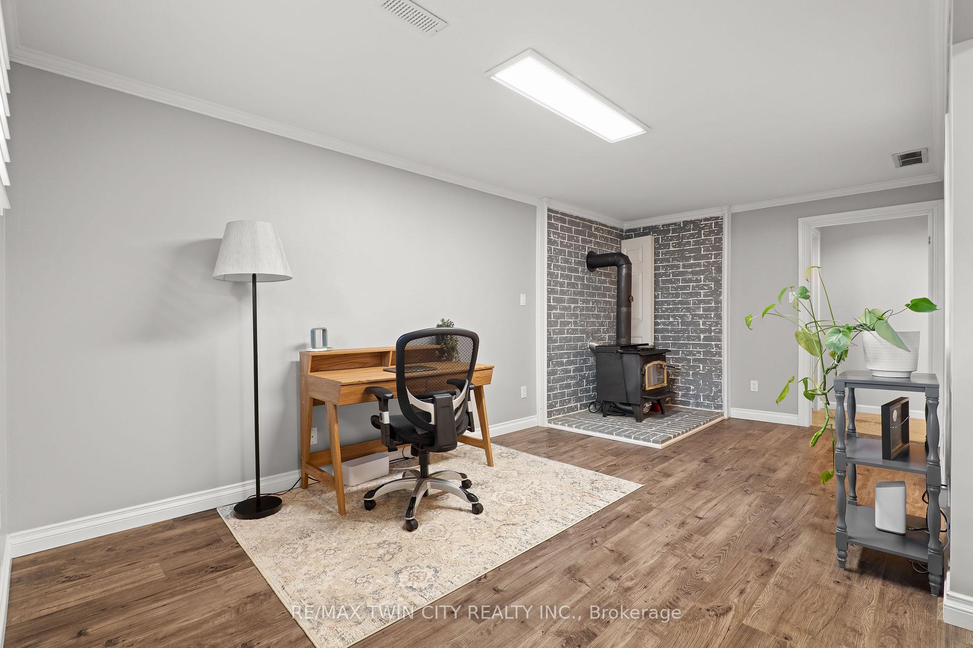 Photo 26 of 21 Golden Meadow Crescent, Kitchener, Forest Heights — HOMEH