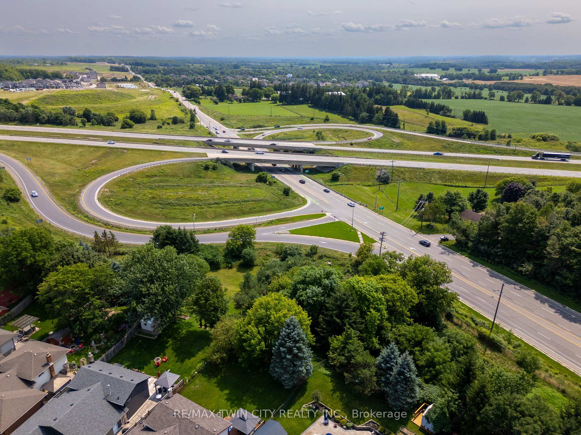 Photo 43 of 21 Golden Meadow Crescent, Kitchener, Forest Heights — HOMEH