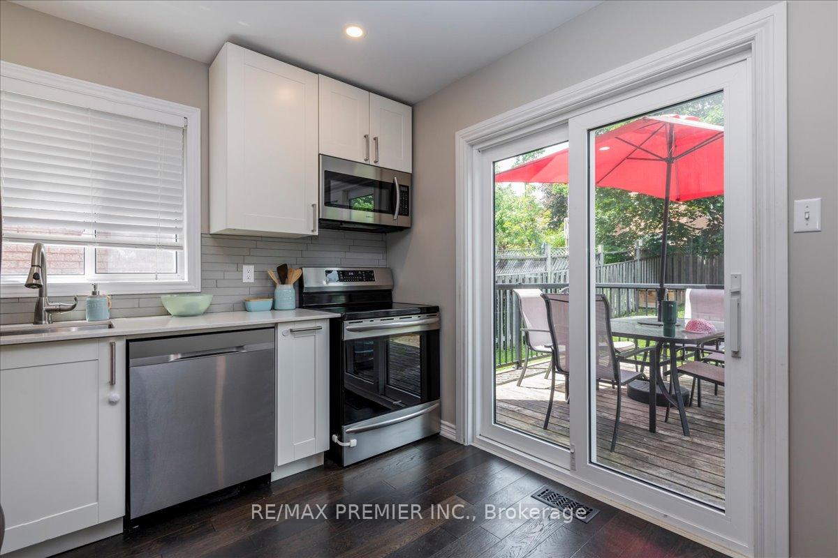 Photo 6 of 129 Chalmers Drive, Barrie, Painswick South — HOMEH
