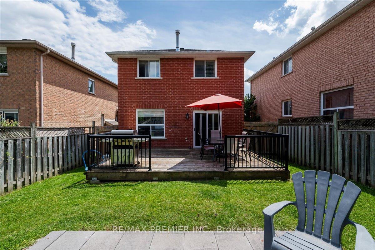 Photo 17 of 129 Chalmers Drive, Barrie, Painswick South — HOMEH