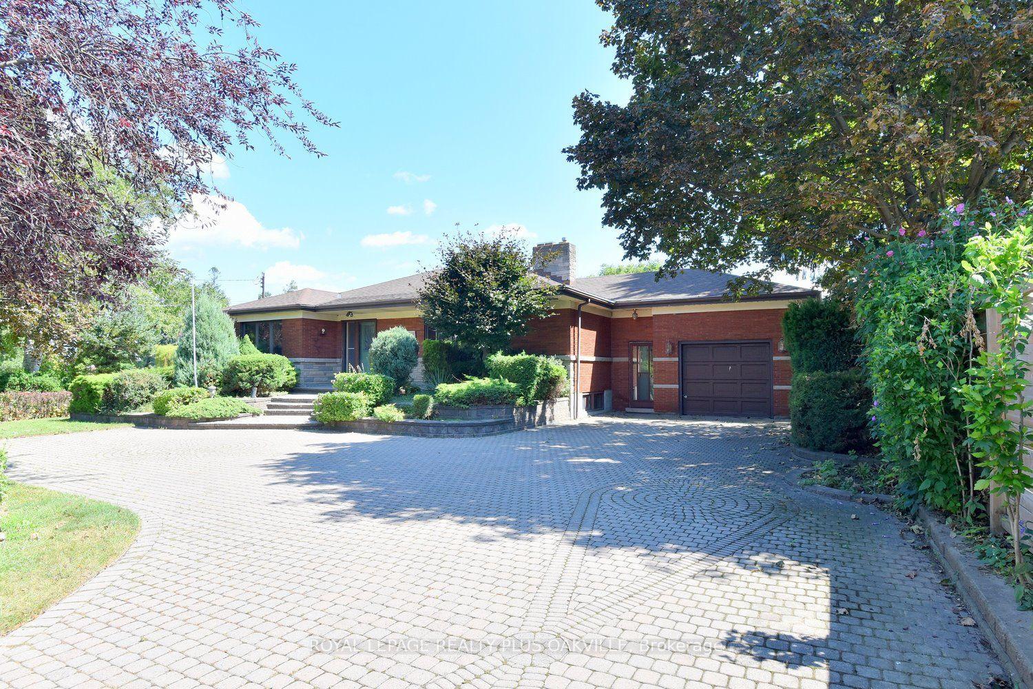 Photo 3 of 298 Pottruff Road N, Hamilton, Kentley — HOMEH
