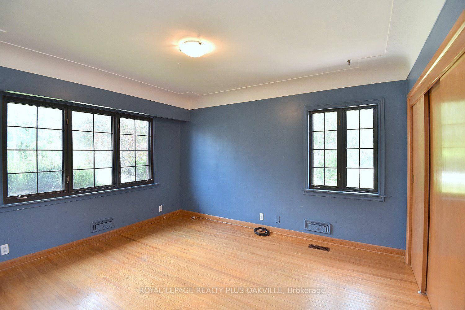 Photo 18 of 298 Pottruff Road N, Hamilton, Kentley — HOMEH