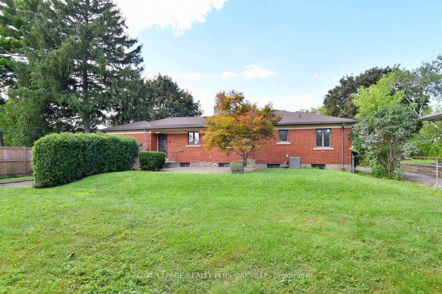 Photo 29 of 298 Pottruff Road N, Hamilton, Kentley — HOMEH