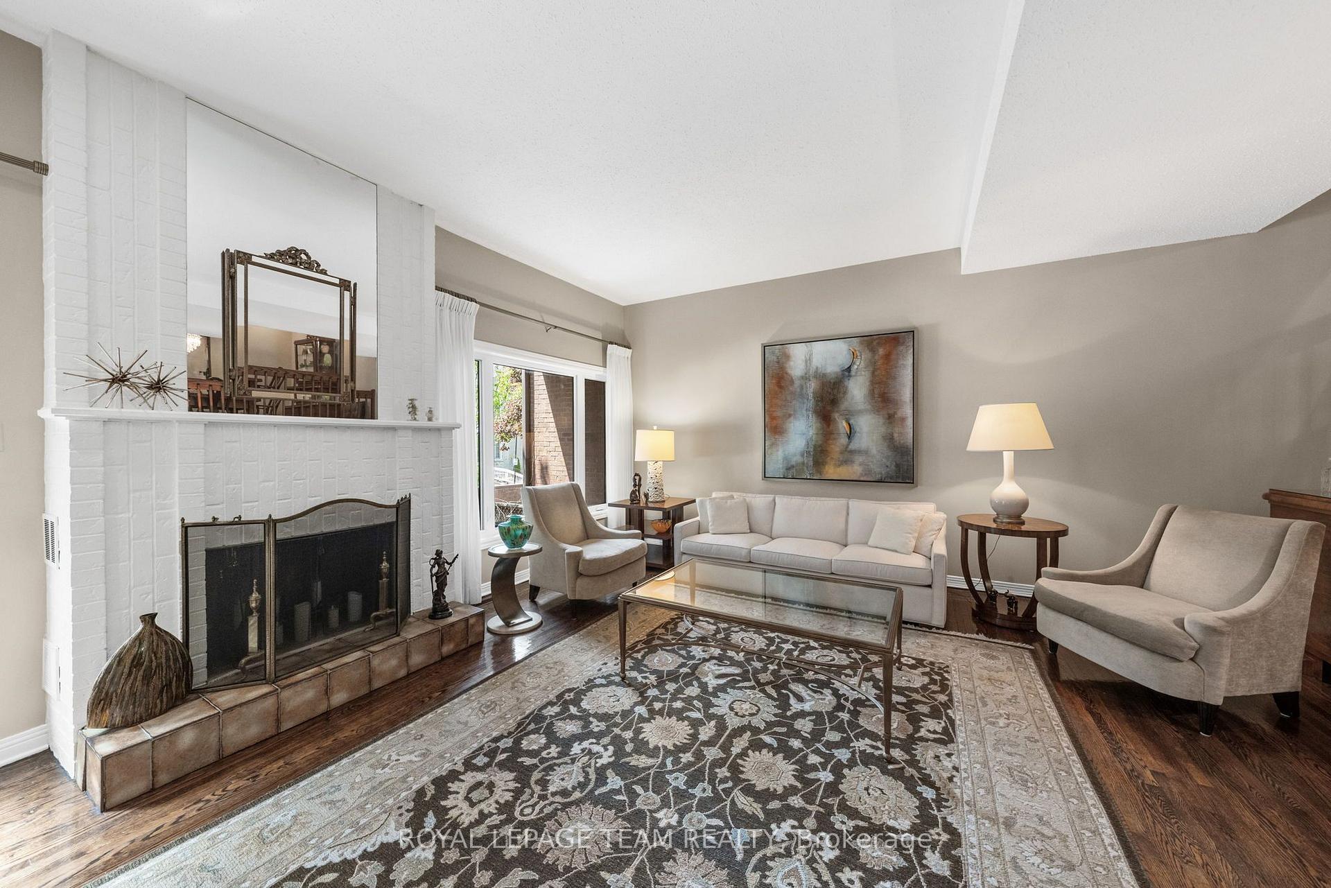 Photo 6 of Unit 6, 625 Richmond Road, Ottawa, Woodroffe — HOMEH