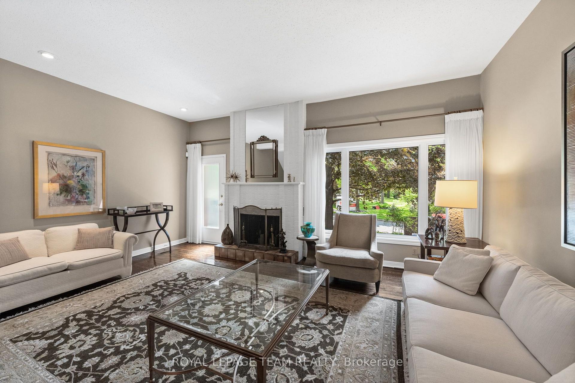 Photo 7 of Unit 6, 625 Richmond Road, Ottawa, Woodroffe — HOMEH