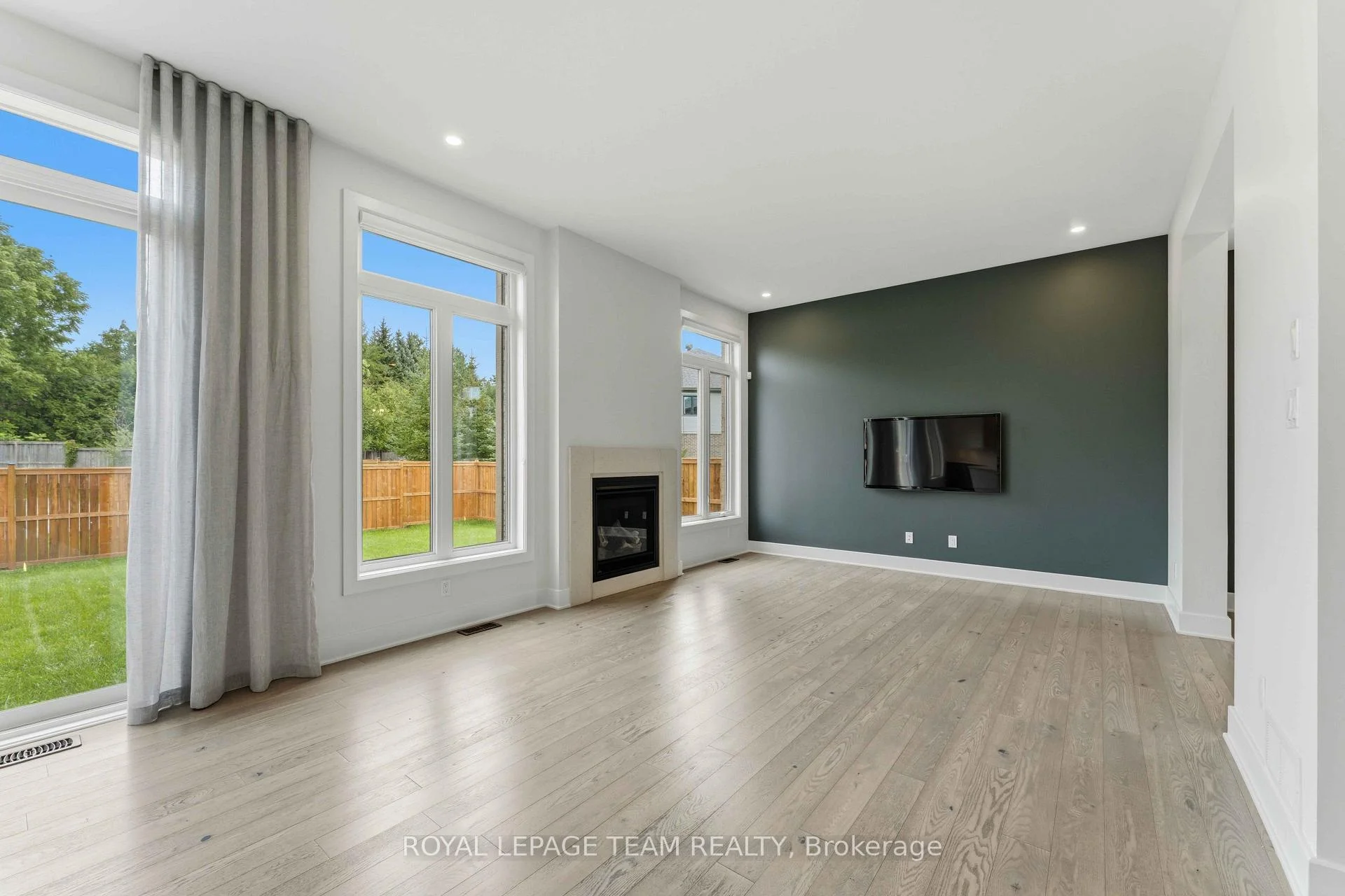 Photo 38 of 521 Bridgeport Avenue, Ottawa, Mahogany Community — HOMEH