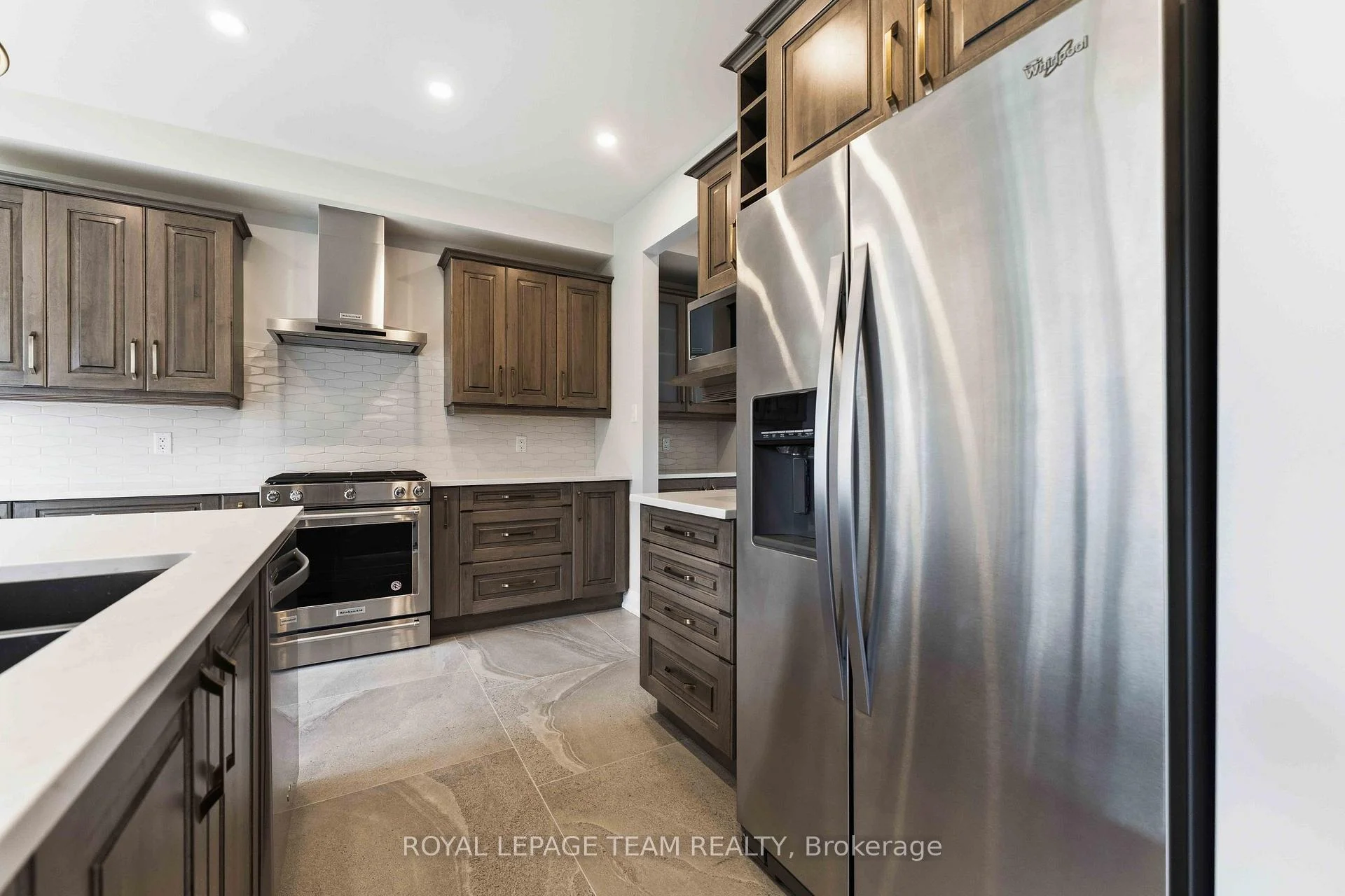Photo 93 of 521 Bridgeport Avenue, Ottawa, Mahogany Community — HOMEH