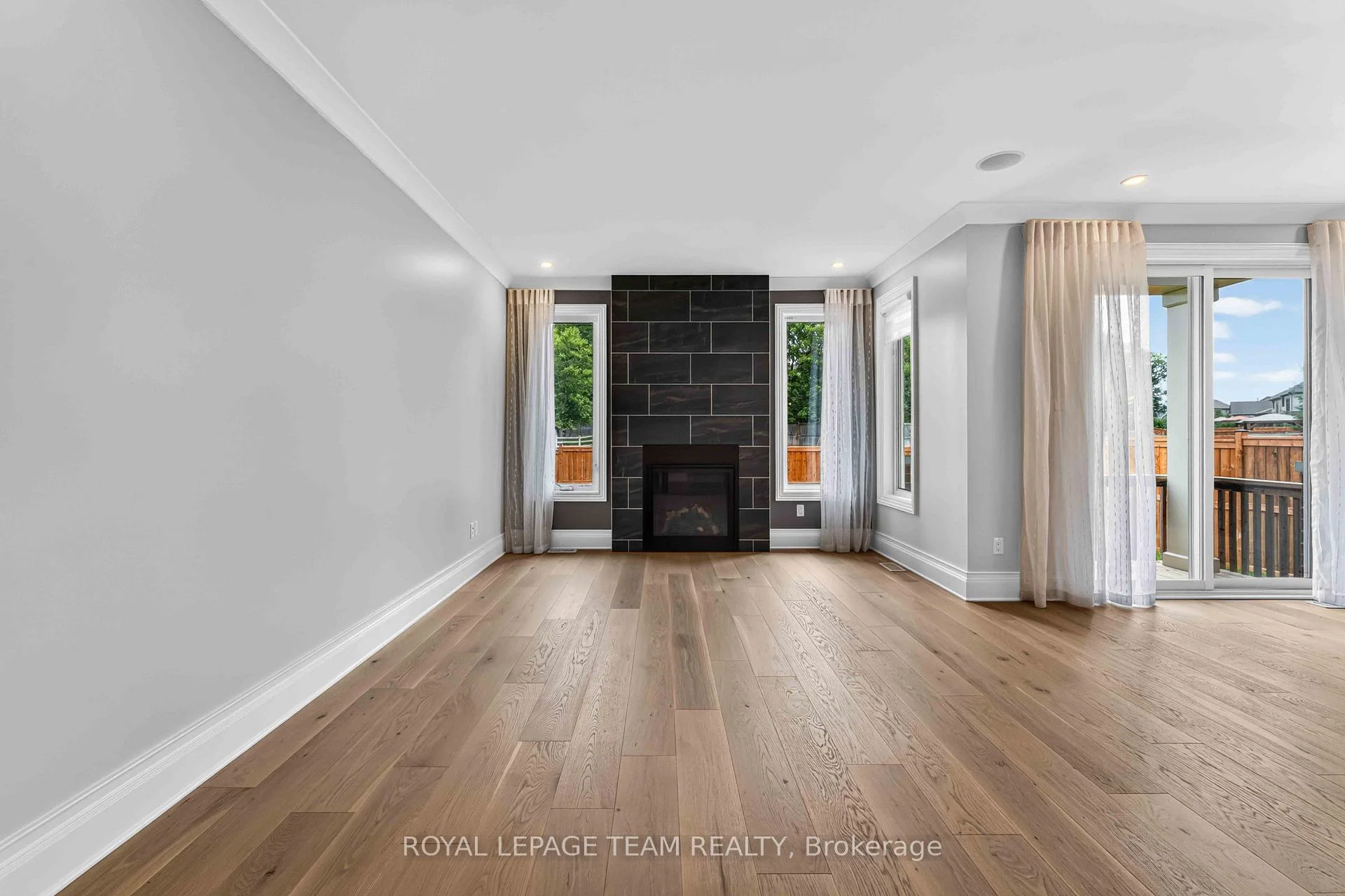 Photo 15 of 513 Bridgeport Avenue, Ottawa, Mahogany Community — HOMEH
