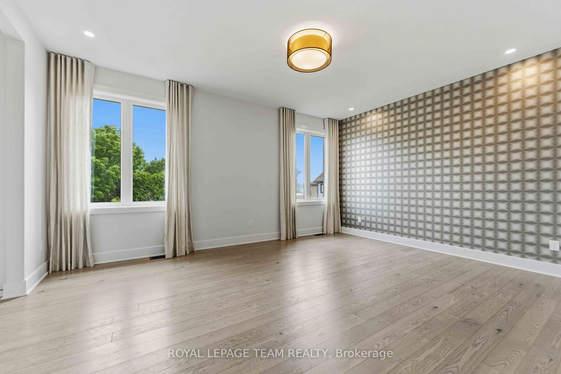 Photo 17 of 513 Bridgeport Avenue, Ottawa, Mahogany Community — HOMEH