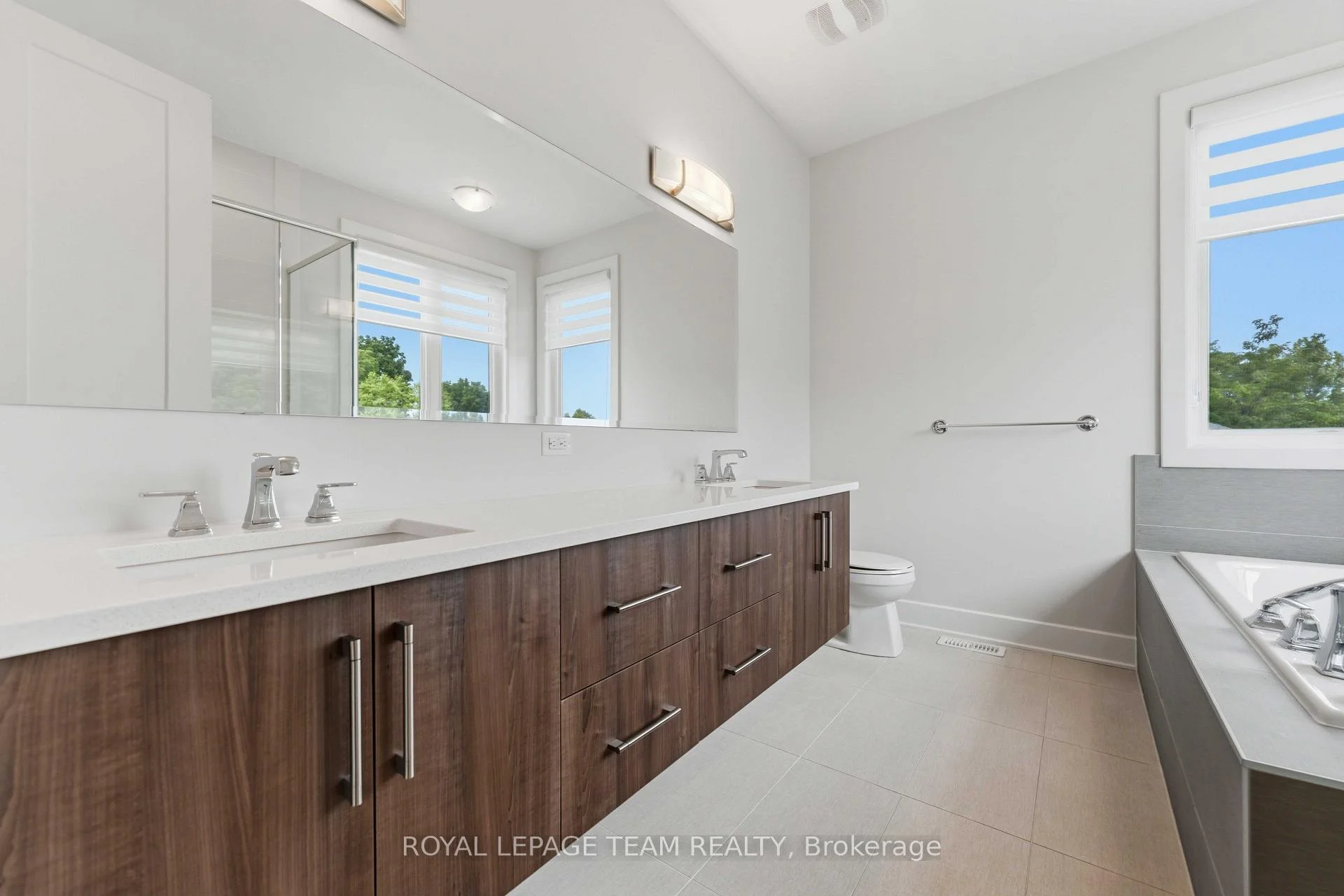 Photo 27 of 513 Bridgeport Avenue, Ottawa, Mahogany Community — HOMEH