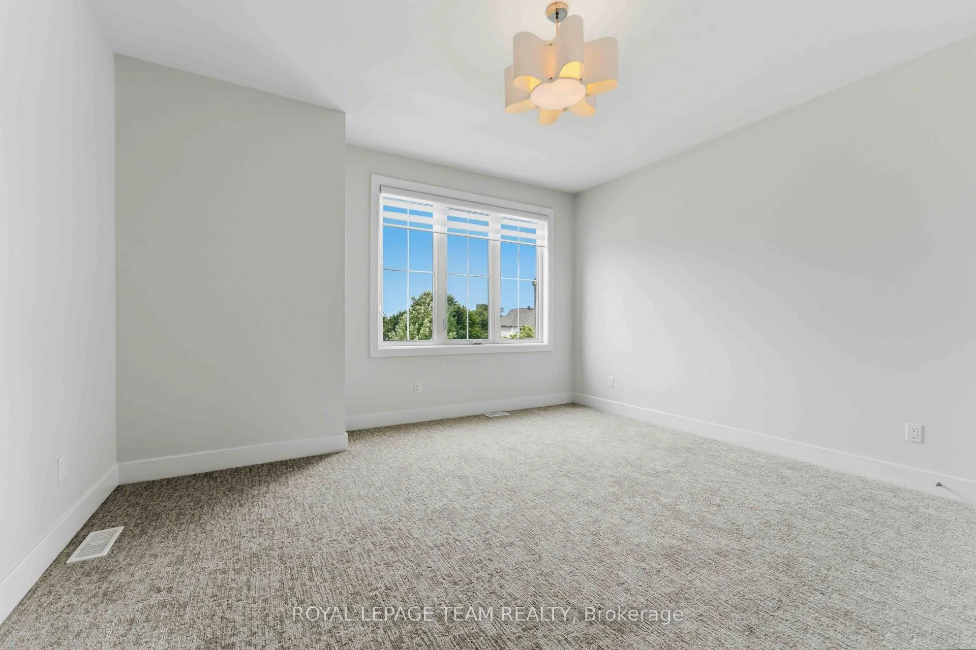 Photo 38 of 513 Bridgeport Avenue, Ottawa, Mahogany Community — HOMEH