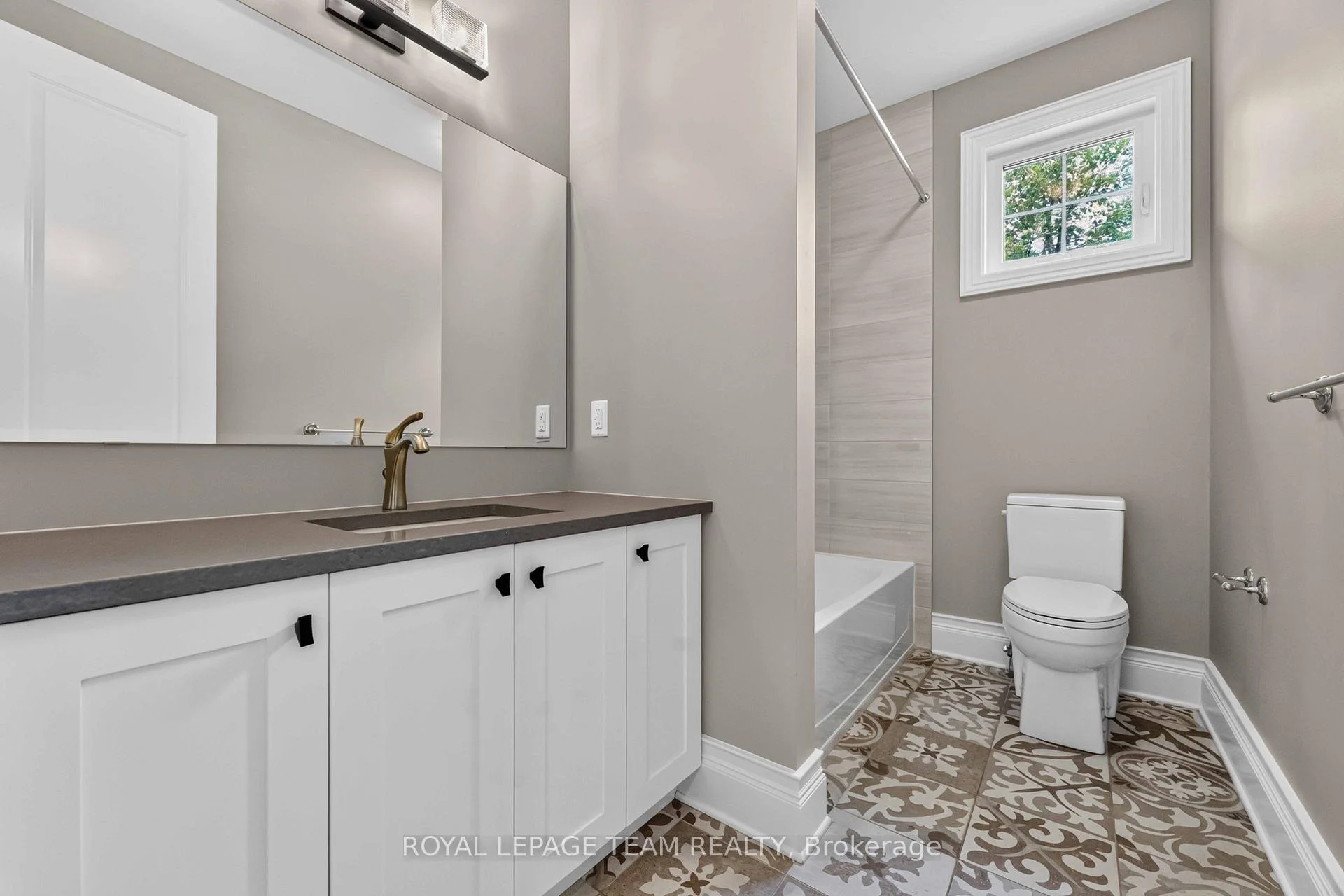 Photo 67 of 513 Bridgeport Avenue, Ottawa, Mahogany Community — HOMEH