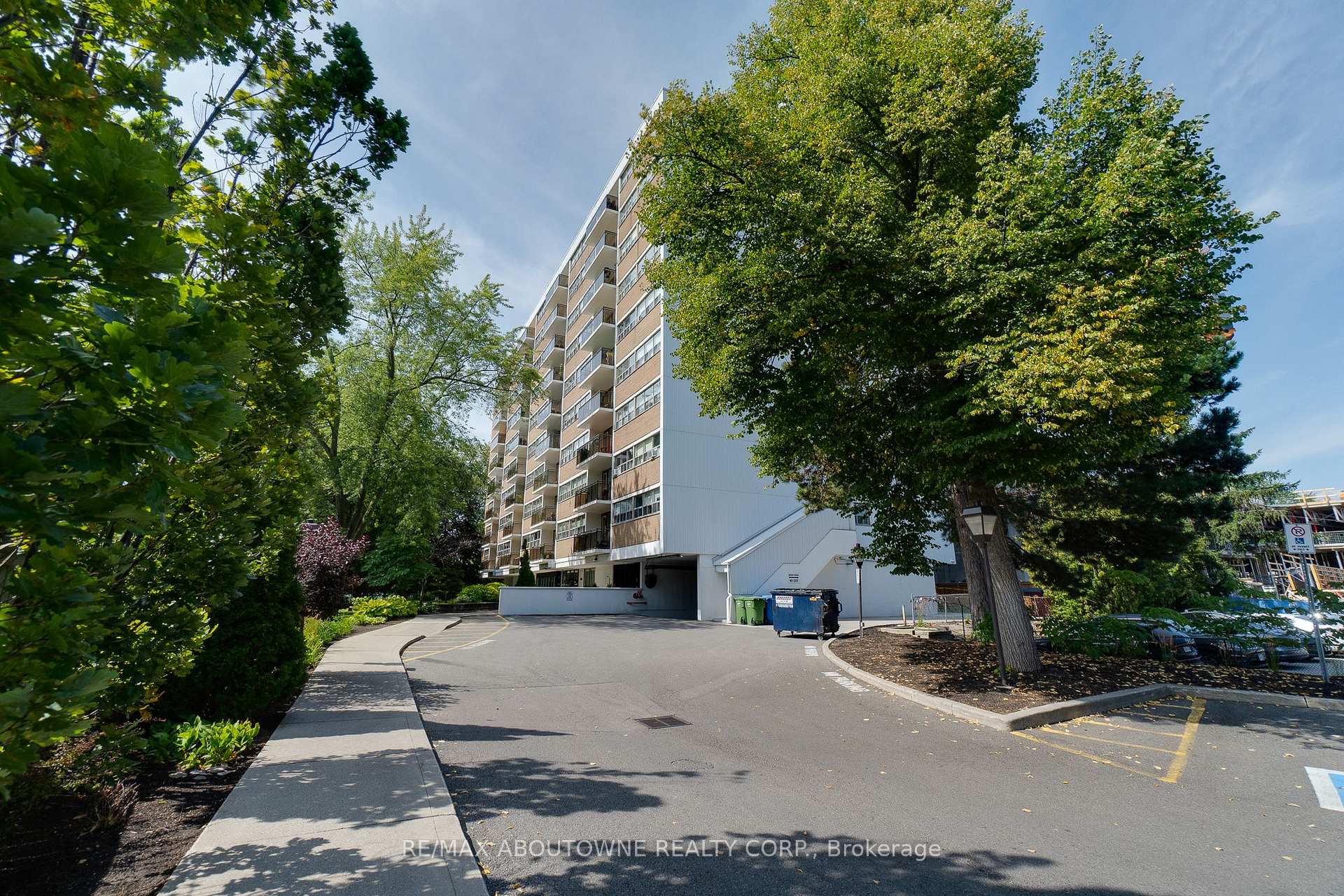 Front of Unit 507, 212 Kerr Street