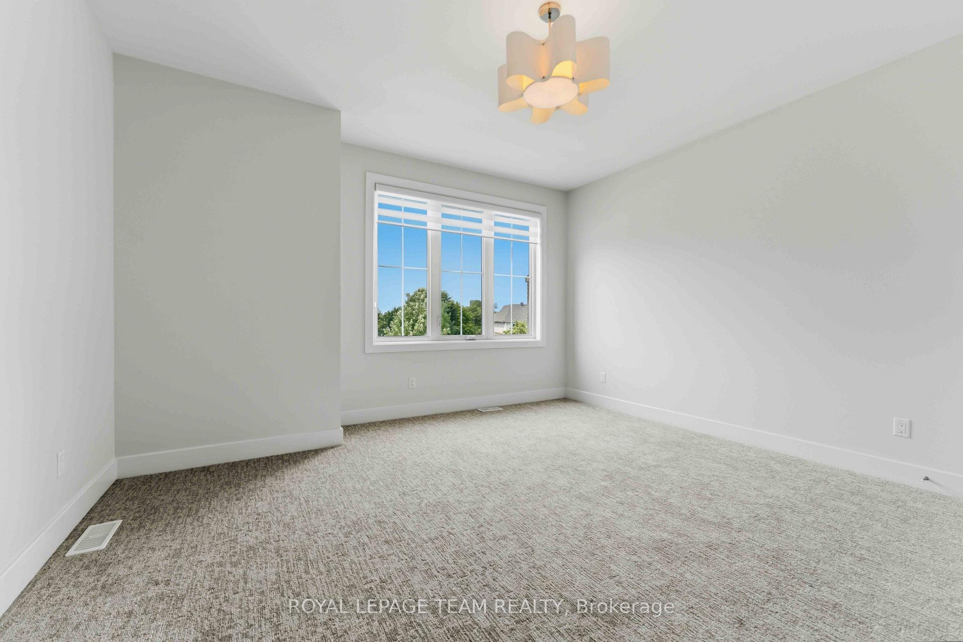 Photo 45 of 517 Bridgeport Avenue, Ottawa, Mahogany Community — HOMEH