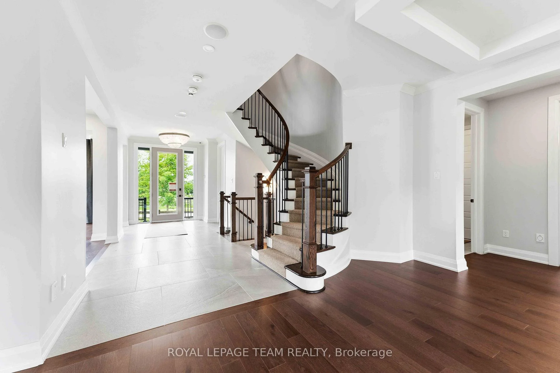 Photo 14 of 517 Bridgeport Avenue, Ottawa, Mahogany Community — HOMEH