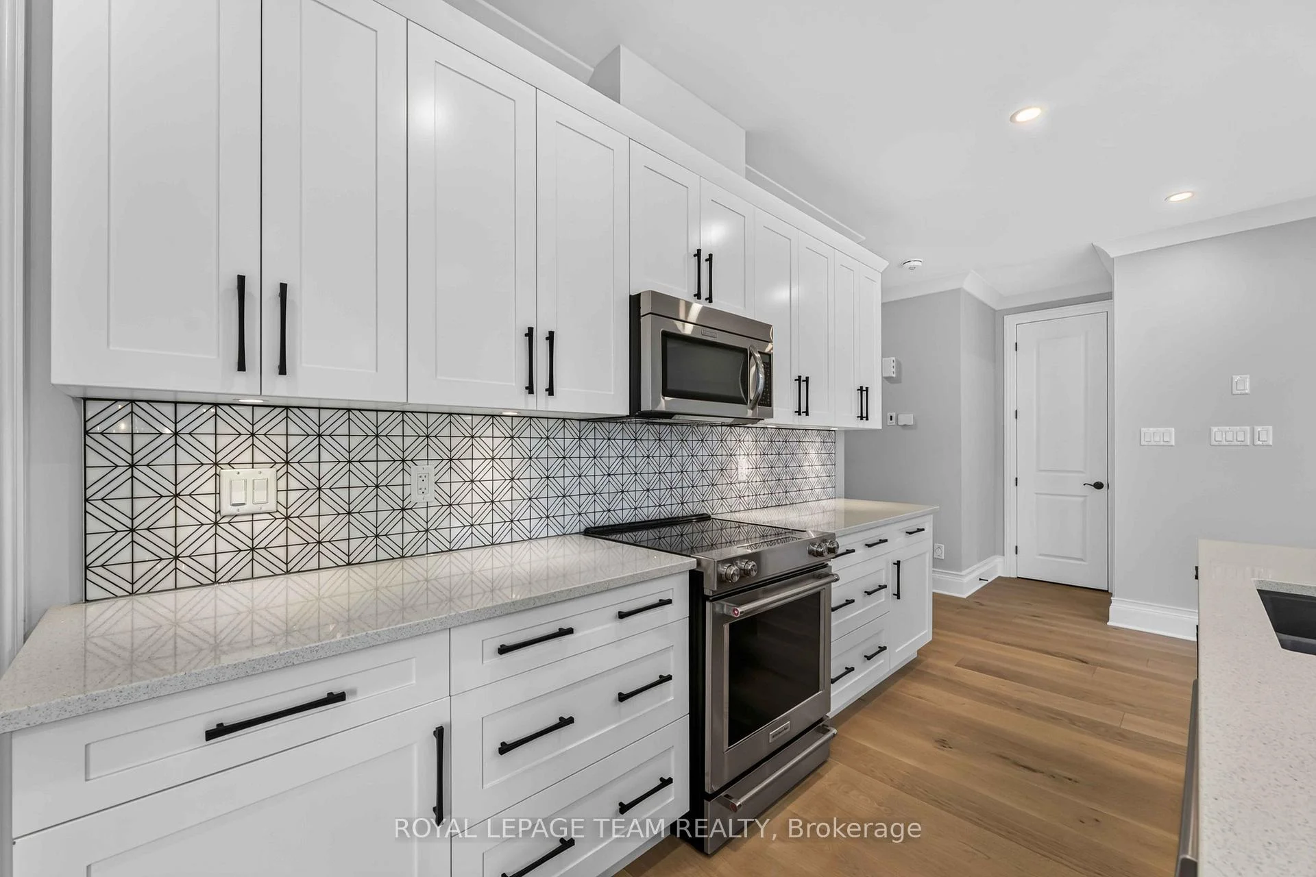Photo 52 of 517 Bridgeport Avenue, Ottawa, Mahogany Community — HOMEH