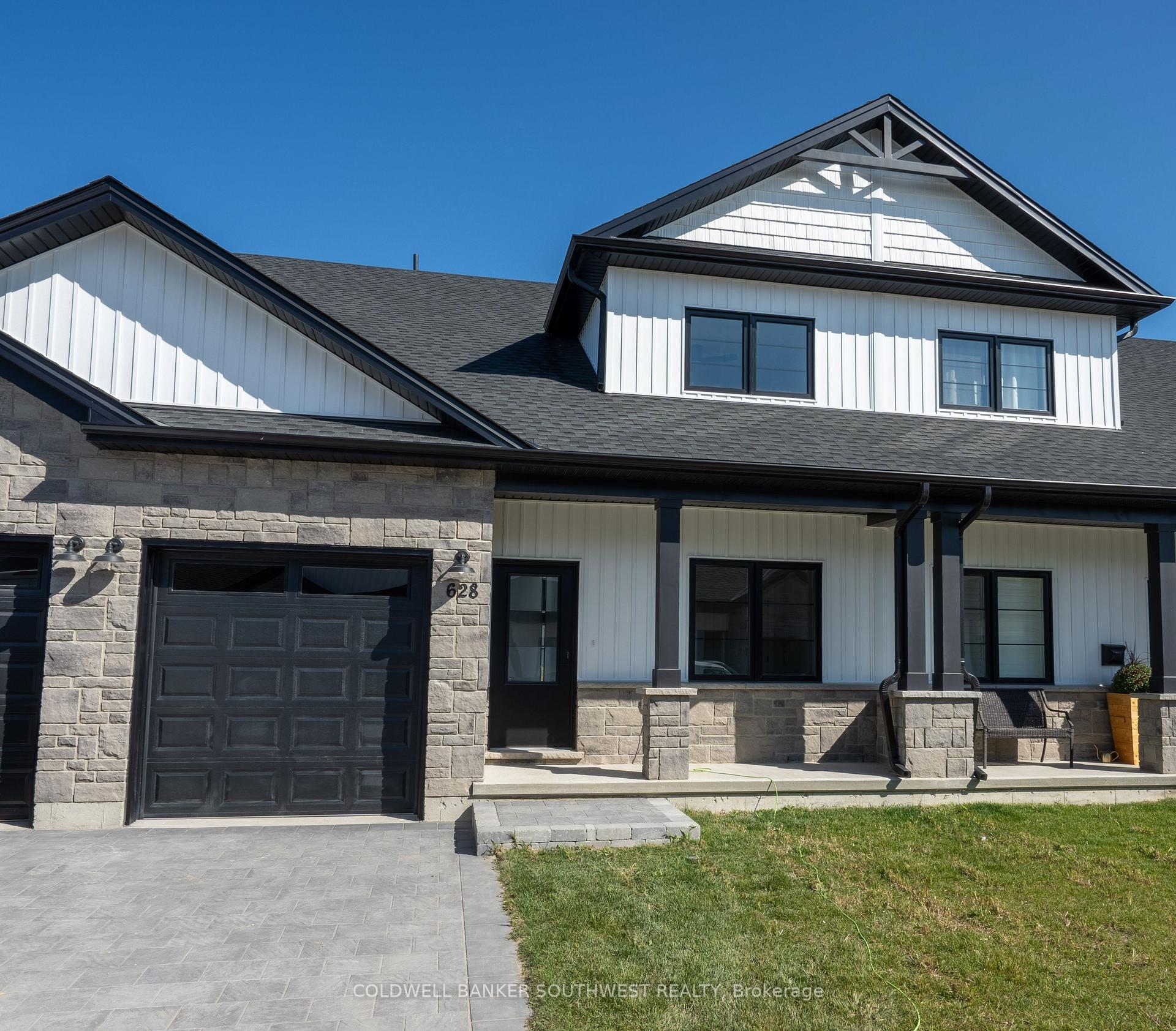 Photo of 415 Anise Lane